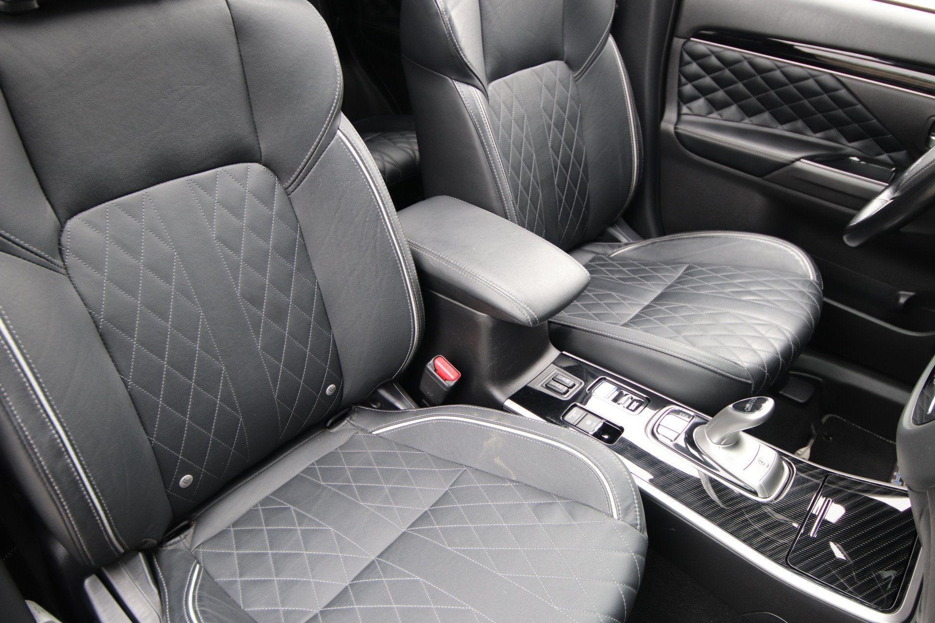 Mitsubishi Outlander 2.4 PHEV Instyle Opendak, Adaptive Crui, Auto's, Automaat, 135 pk, Zwart, 4 cilinders