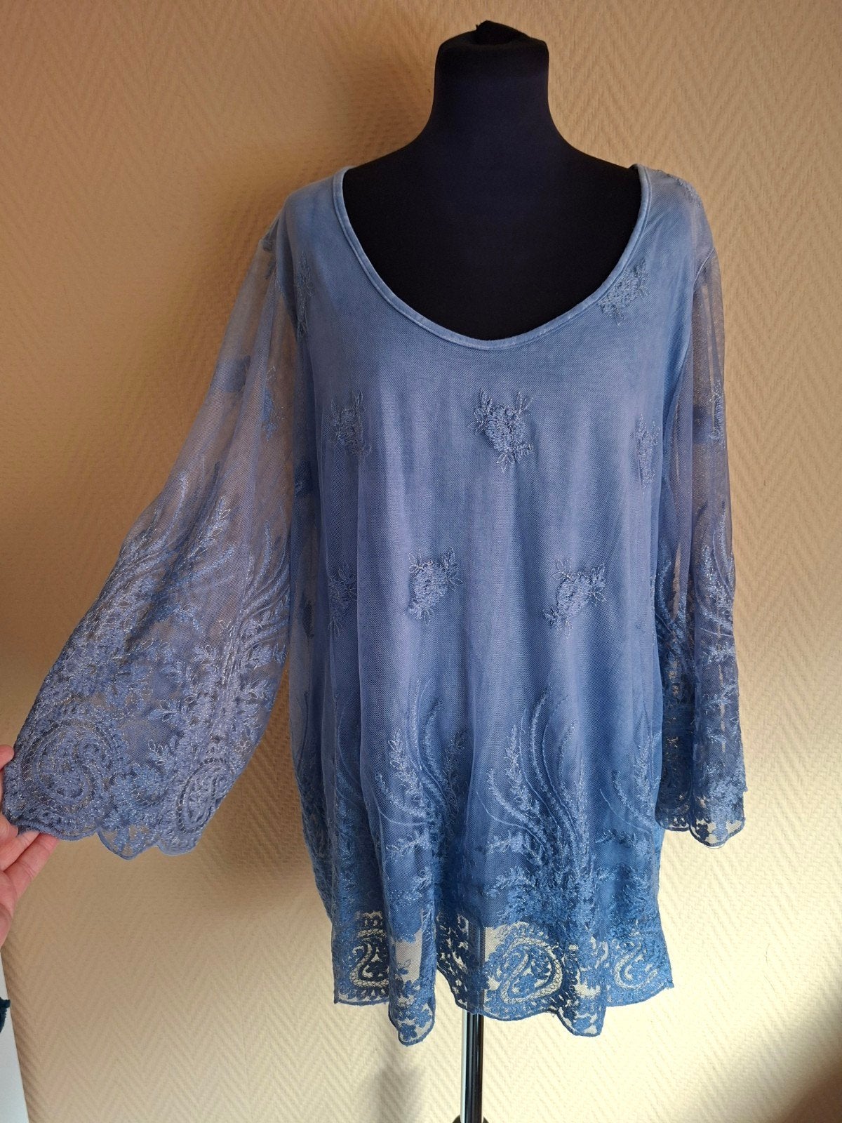Prachtige Paprika Blouse met Kant - Maat XL, Kleding | Dames, Blauw, Maat 46/48 (XL) of groter, Ophalen of Verzenden, Zo goed als nieuw