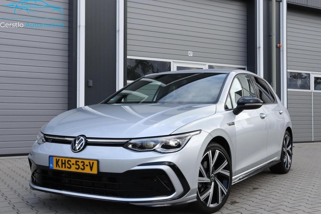 Volkswagen Golf 1.5 eTSI R-Line ACC KEYLESS, Stof, 4 cilinders, Automatische klimaatregeling, Bedrijf