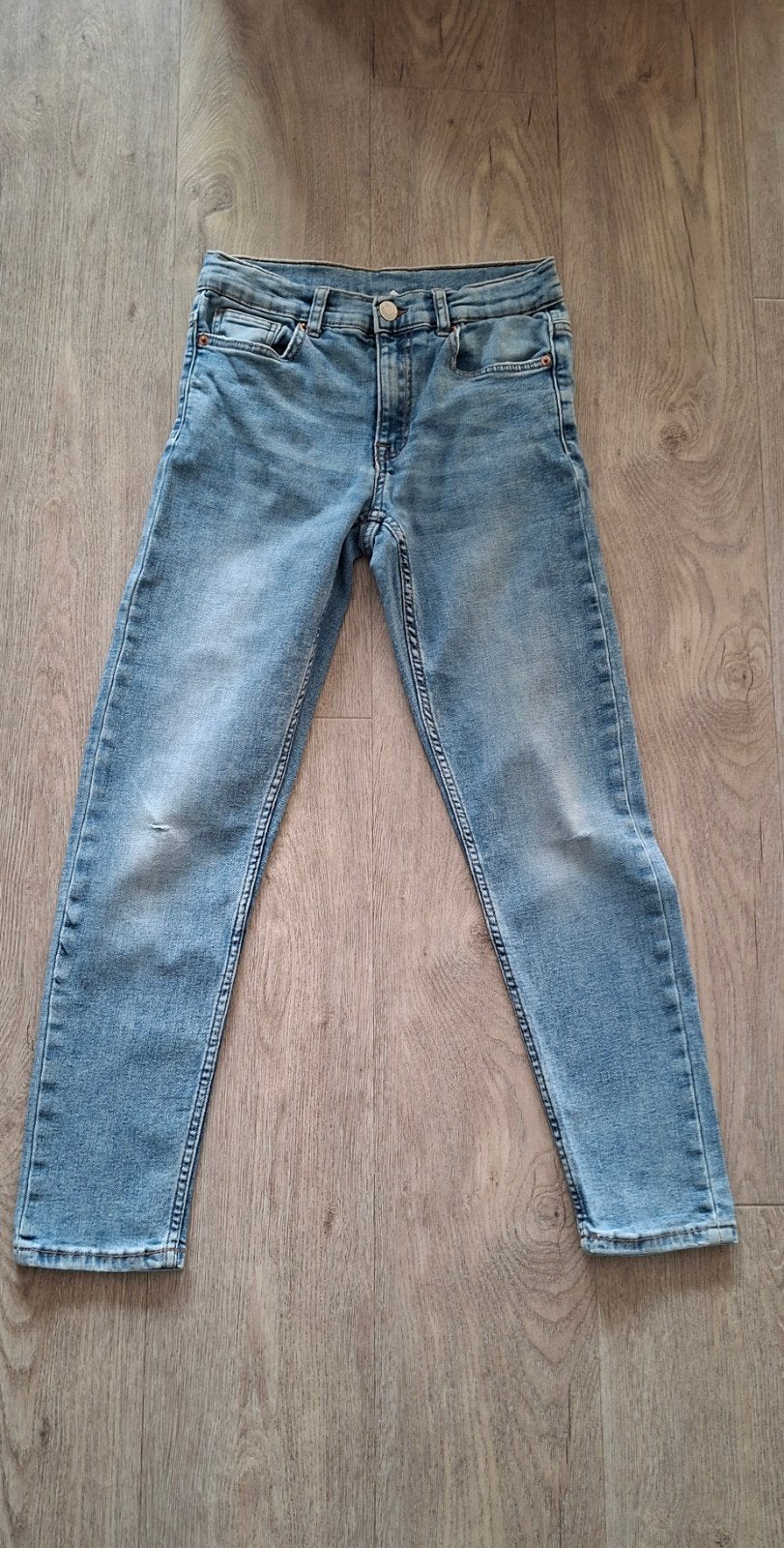 Zara ripped jeans maat 152, Kinderen en Baby's, Broek, Jongen of Meisje, Ophalen of Verzenden, Zo goed als nieuw