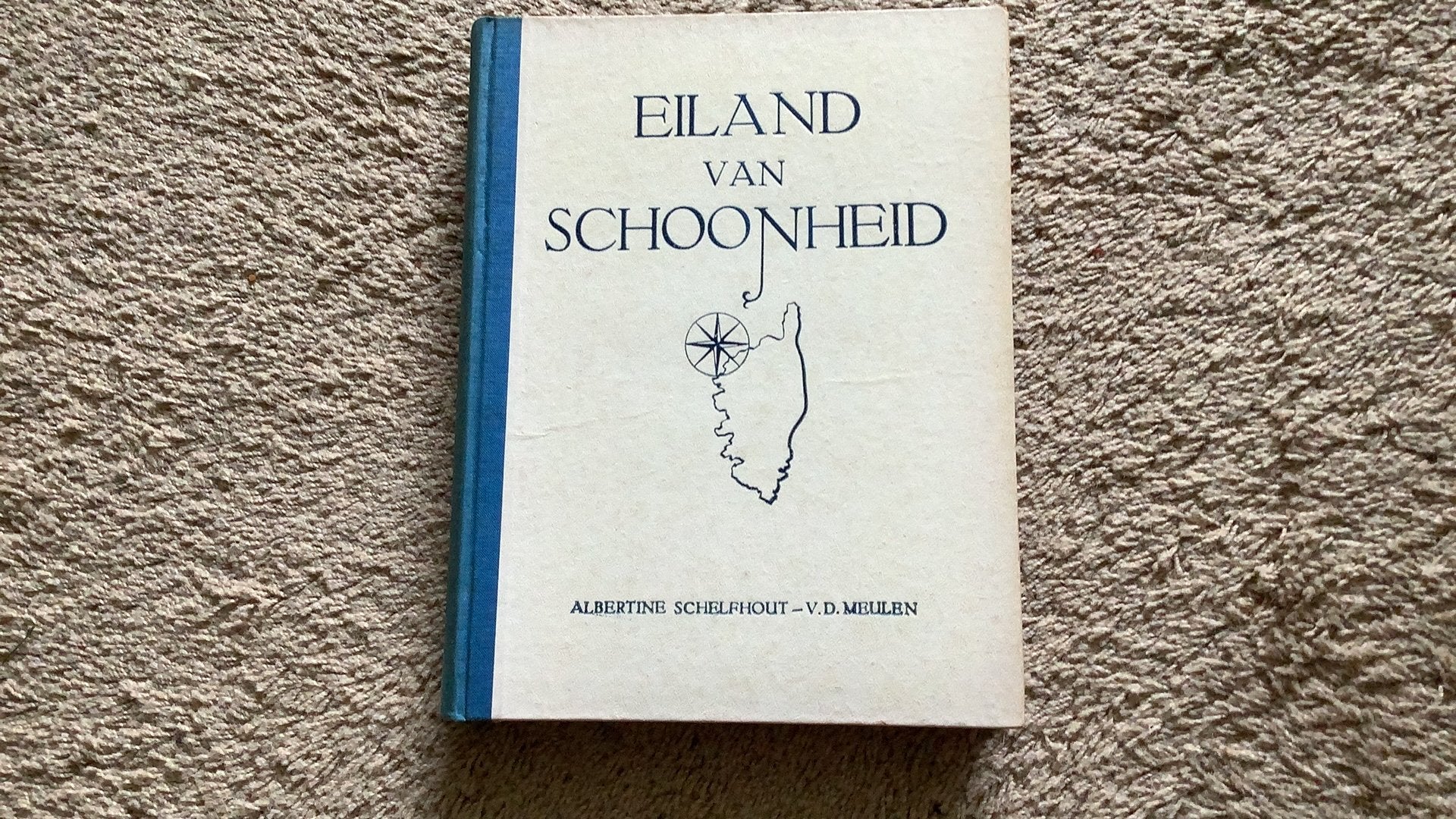 Eiland van schoonheid. Herinneringen aan Corseca. 1941, Antiek en Kunst, Antiek | Boeken en Bijbels, Ophalen of Verzenden