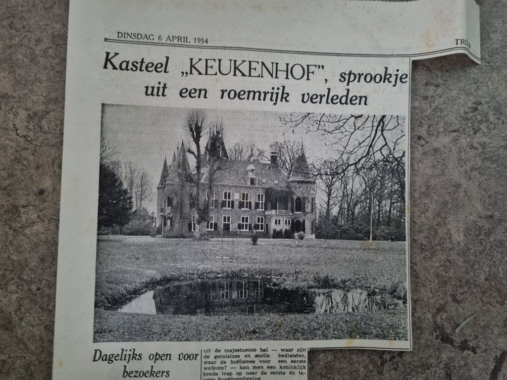 Artikel over Kasteel Keukenhof (1954), Ophalen of Verzenden, 1940 tot 1960, Knipsel(s)
