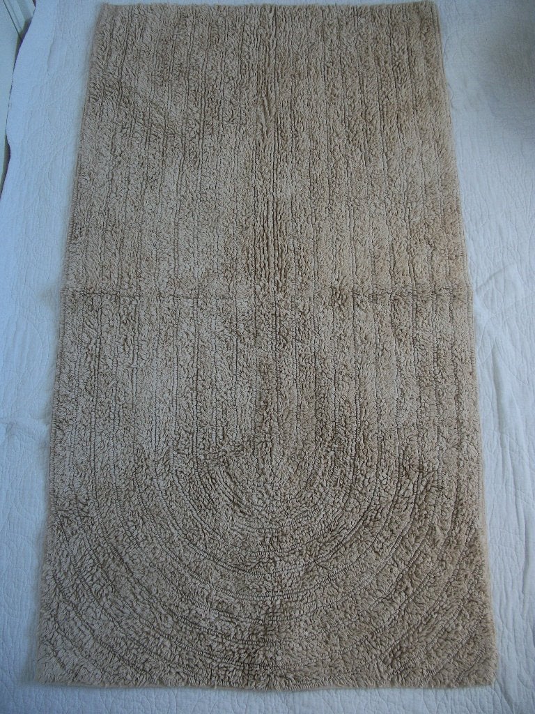 Mooie Grote Badmat - Beige - 70 x 125 cm - zgan, Ophalen of Verzenden, Zo goed als nieuw, Badmat, Overige merken