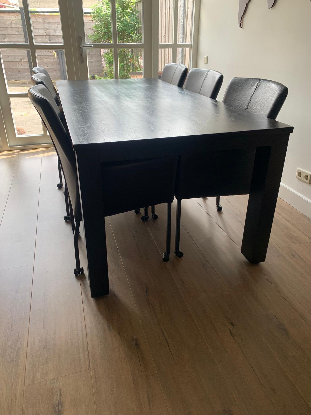Massief eiken eettafel + leren stoelen, Ophalen, Gebruikt, 6 tot 8 stoelen