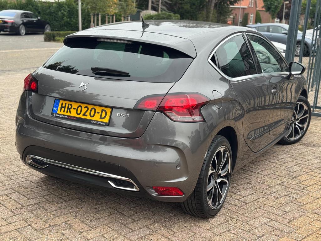 DS 4 1.6 So Chic AUTOMAAT 165PK NAVI LEDER MASSAGE NAP65DKM, Auto's, Gebruikt, Euro 6, 4 cilinders, Origineel Nederlands
