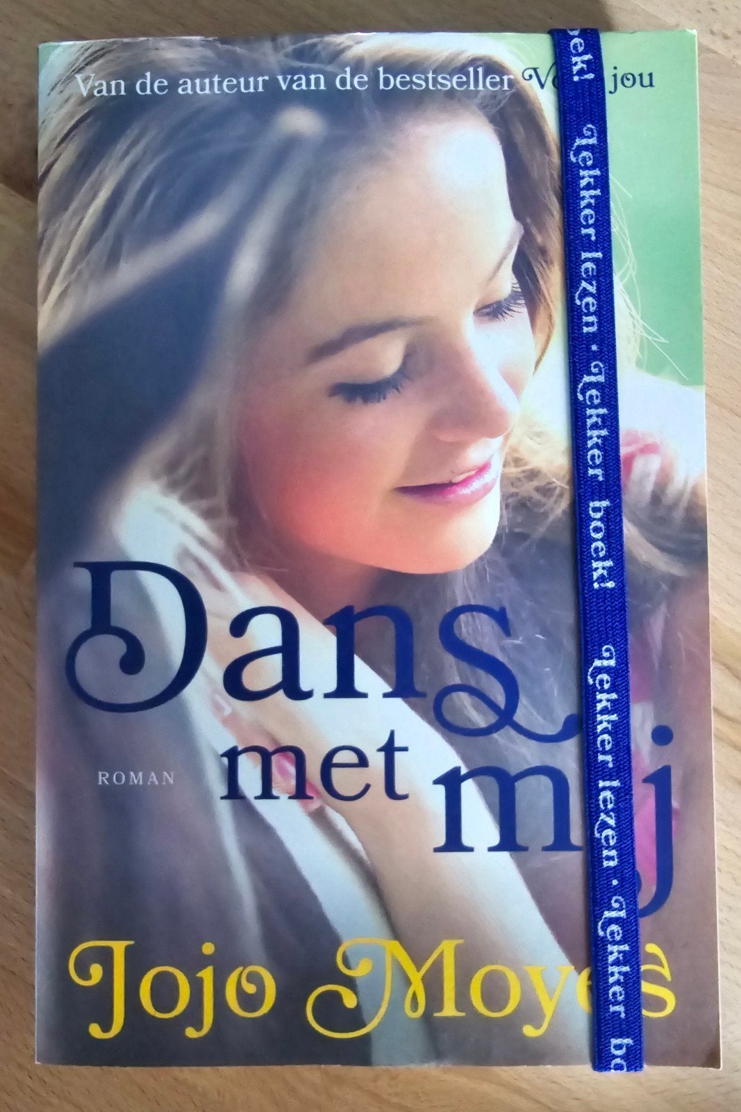 Dans met mij - Jojo Moyes (Roman), Ophalen of Verzenden, Gelezen