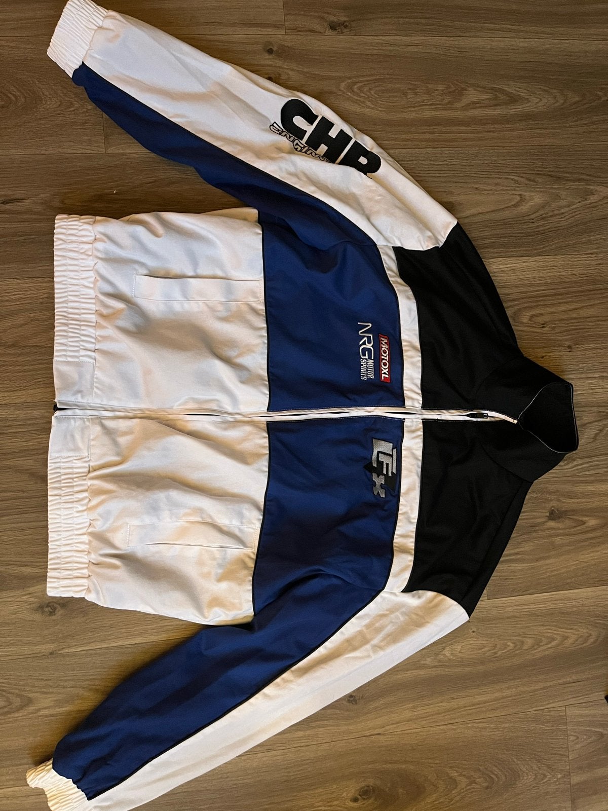 ASOS DESIGN Kleurrijke bomberjack, Ophalen of Verzenden, Zo goed als nieuw, Maat 38/40 (M), Zwart