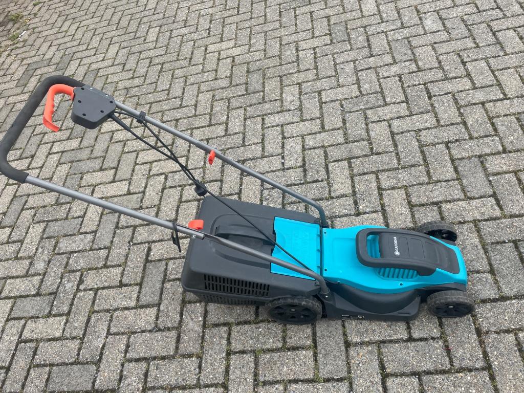 Grasmaaier, Tuin en Terras, Grasmaaiers, Cirkelmaaier, Gebruikt, Elektrische grasmaaier, Ophalen of Verzenden