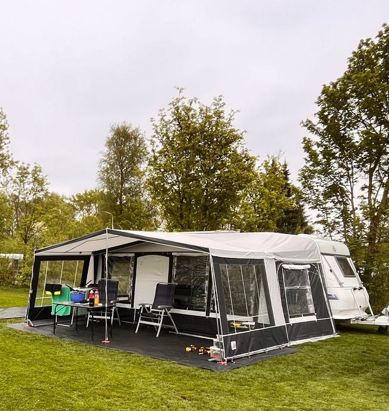 Dorema Bergamo de Luxe 240 met Lucarno luifel, omloopmaat 11, Caravans en Kamperen, Ophalen, Zo goed als nieuw, PVC, Dorema
