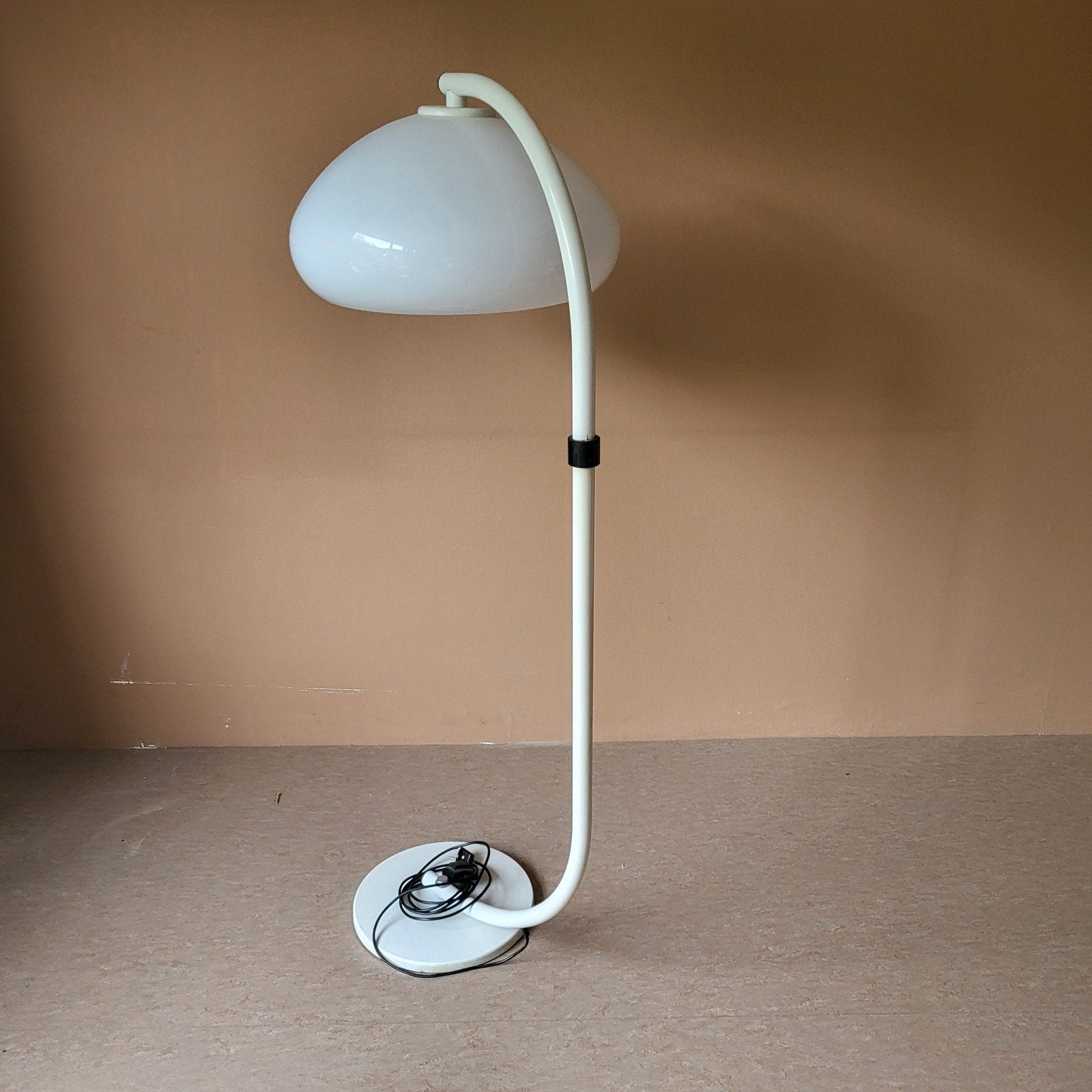 Dijkstra Vloerlamp 'Slang' met Opaalglazen Kap - Jaren '70, Gebruikt, 100 tot 150 cm, Glas, Vintage, Retro, Jaren '70