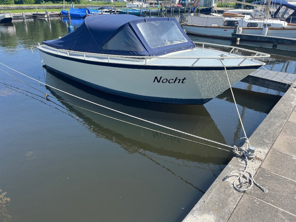 Stalen sloep met Volvo Penta diesel, Watersport en Boten, Sloepen, Gebruikt, Staal, Binnenboordmotor, Diesel