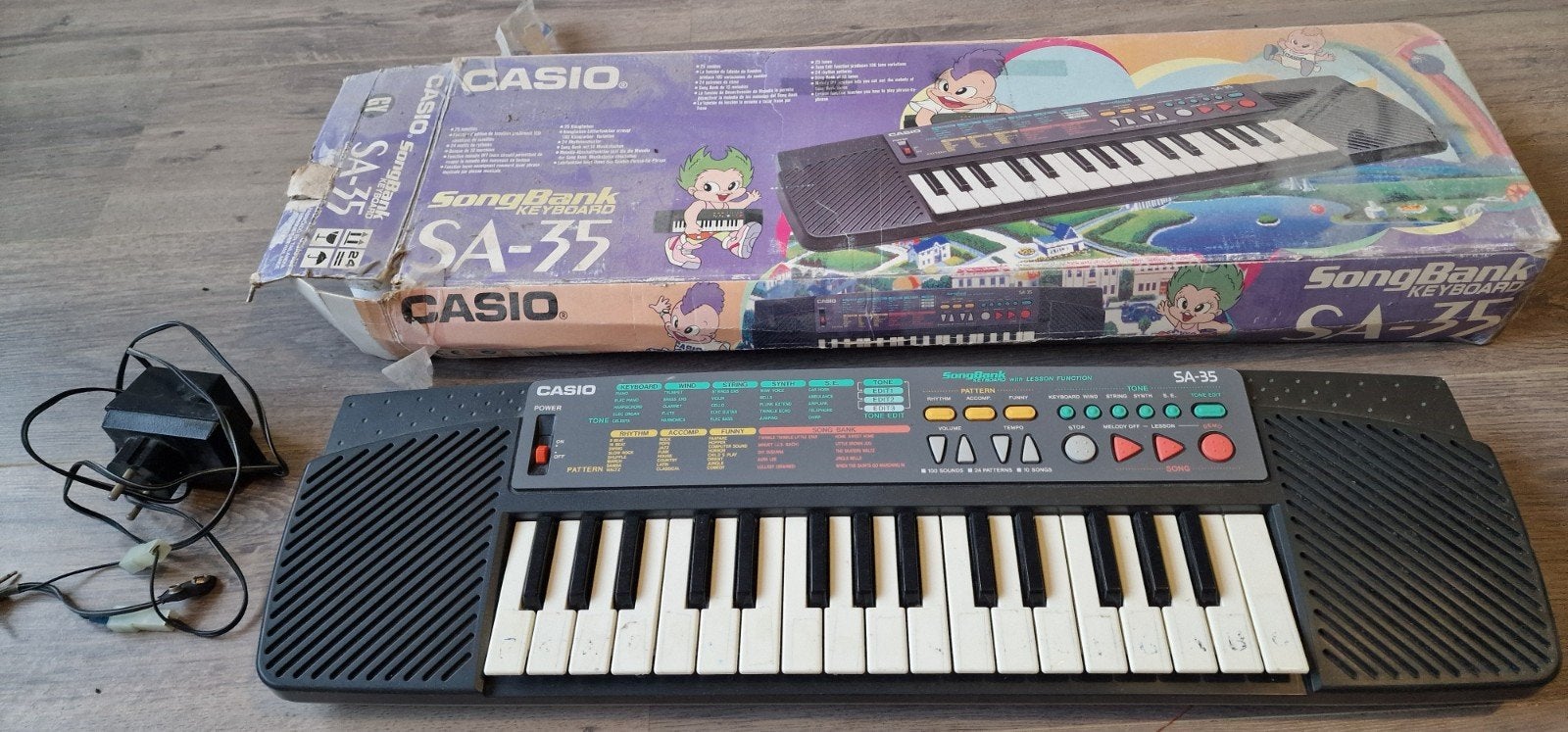 Vintage Casio SA-35 SongBank Keyboard (1993) met adapter, Muziek en Instrumenten, Ophalen, Gebruikt, Overige aantallen, Casio