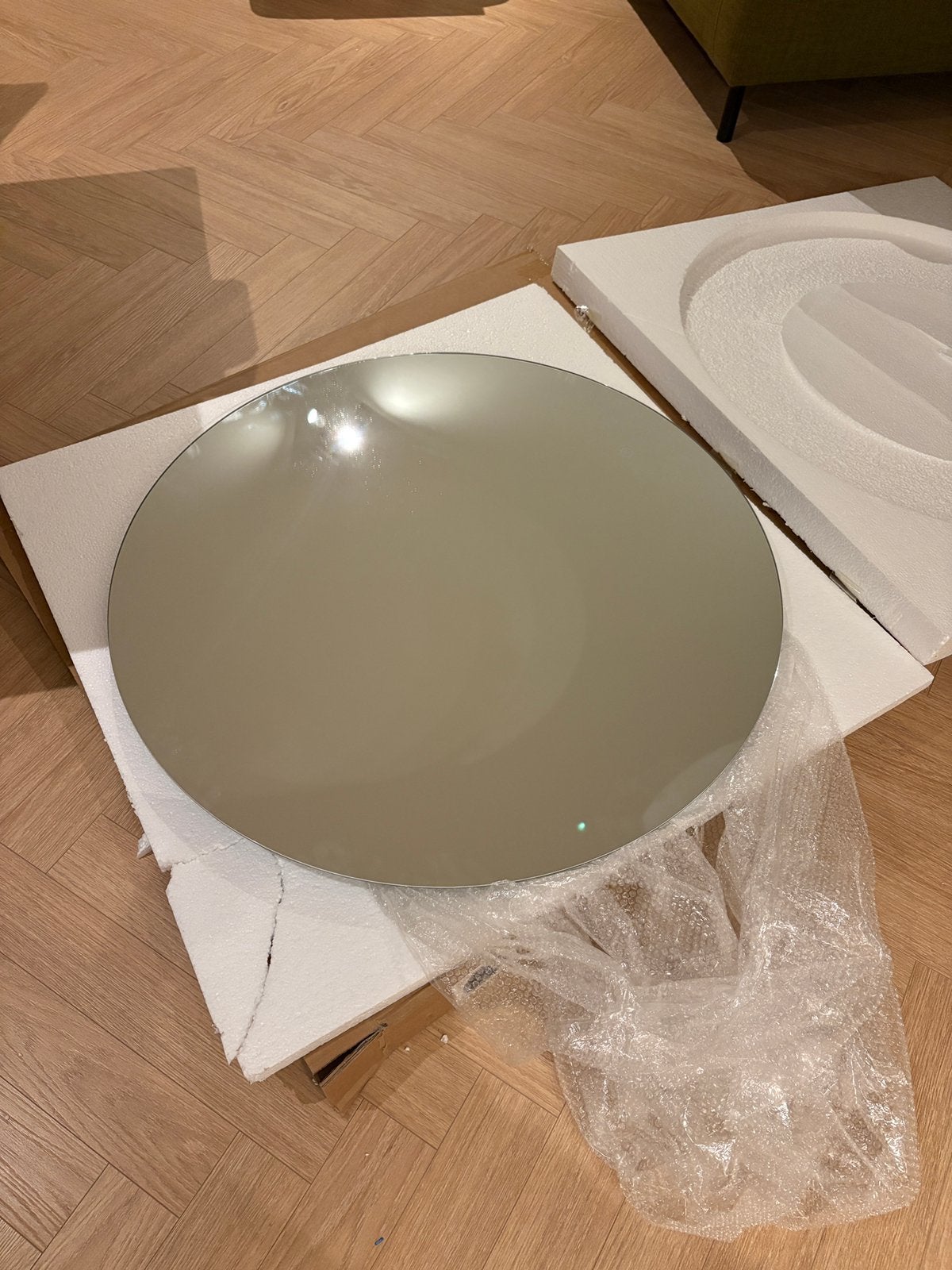 Ronde badkamerspiegel, 80cm diameter, Ophalen of Verzenden, Zo goed als nieuw, Rond, Minder dan 100 cm