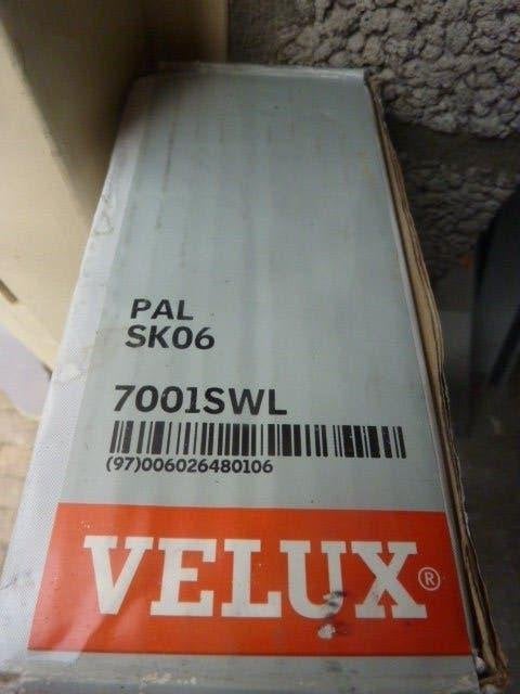 Nieuwe velux jaloezie / PAL SK06 (114x118), witte omlijsting, Jaloezie, Wit, Nieuw, Ophalen of Verzenden
