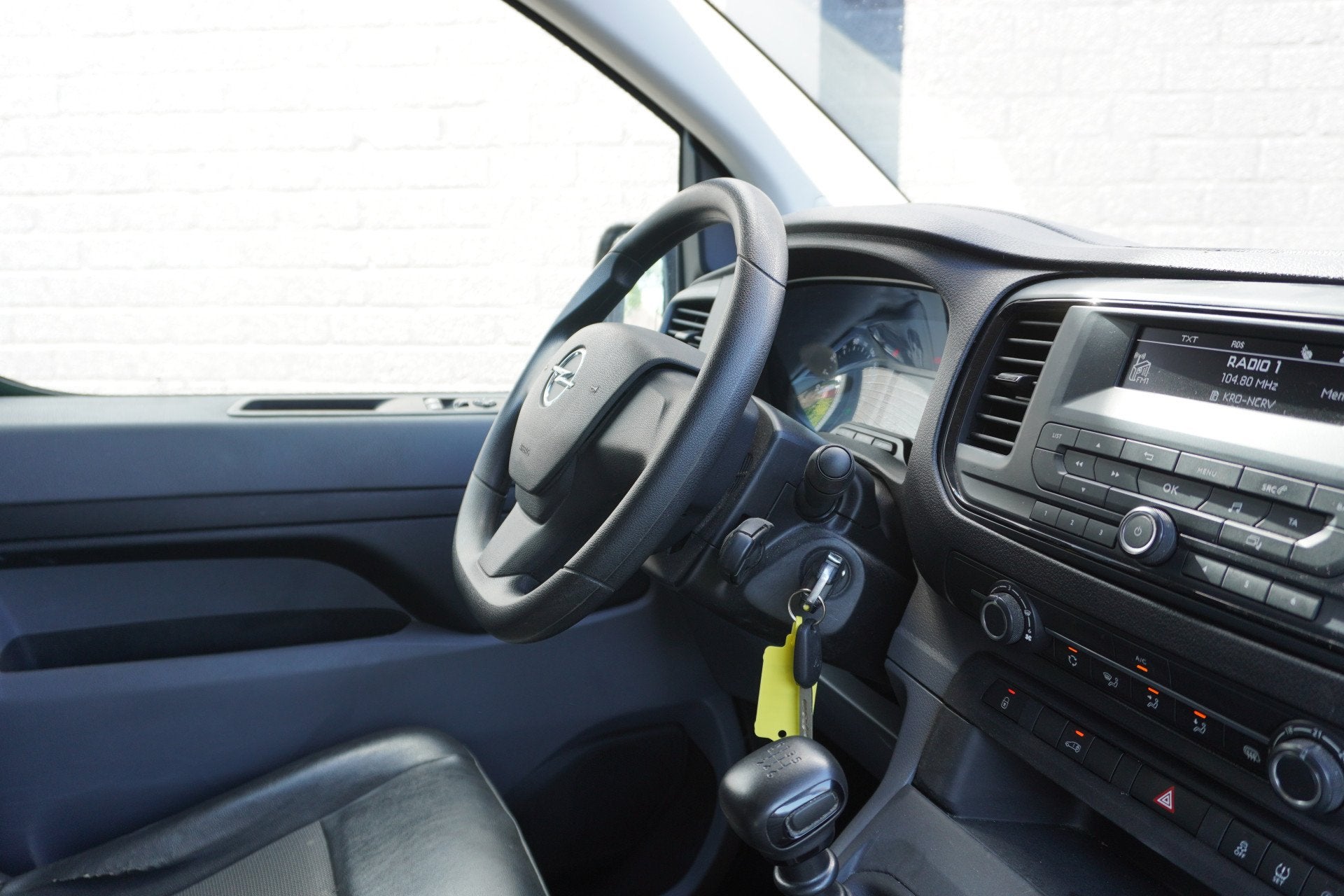 Opel Vivaro 1.5 CDTI L2 - EURO 6 - Airco - Cruise - PDC -, Voorwielaandrijving, Dealer onderhouden, Stof, Gebruikt