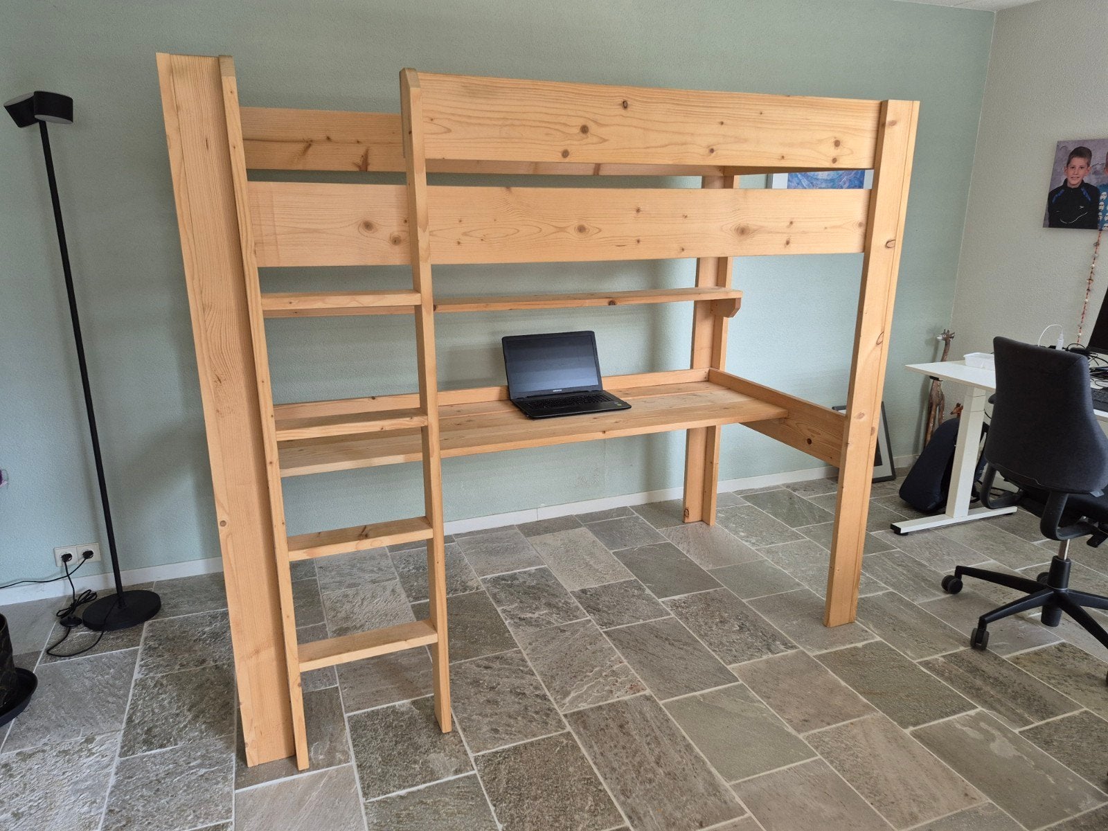 Houten grenen hoogslaper met bureaufunctie, Ophalen, Eenpersoons, Minder dan 160 cm, Zo goed als nieuw
