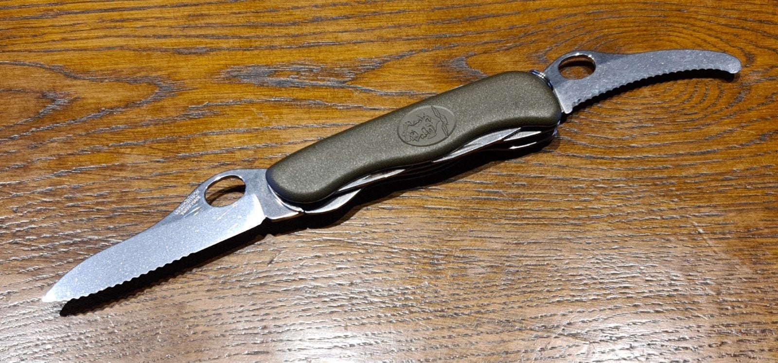 Victorinox KL Zakmes met Nederlands Marine logo, Ophalen of Verzenden, Zo goed als nieuw