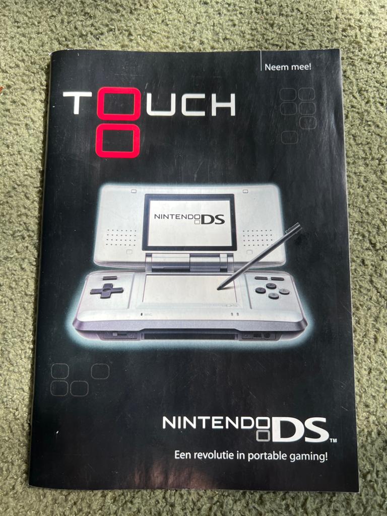 Nintendo DS Introductie Folder 2005 - Zo Goed als Nieuw, Spelcomputers en Games, Spelcomputers | Nintendo DS, Zo goed als nieuw