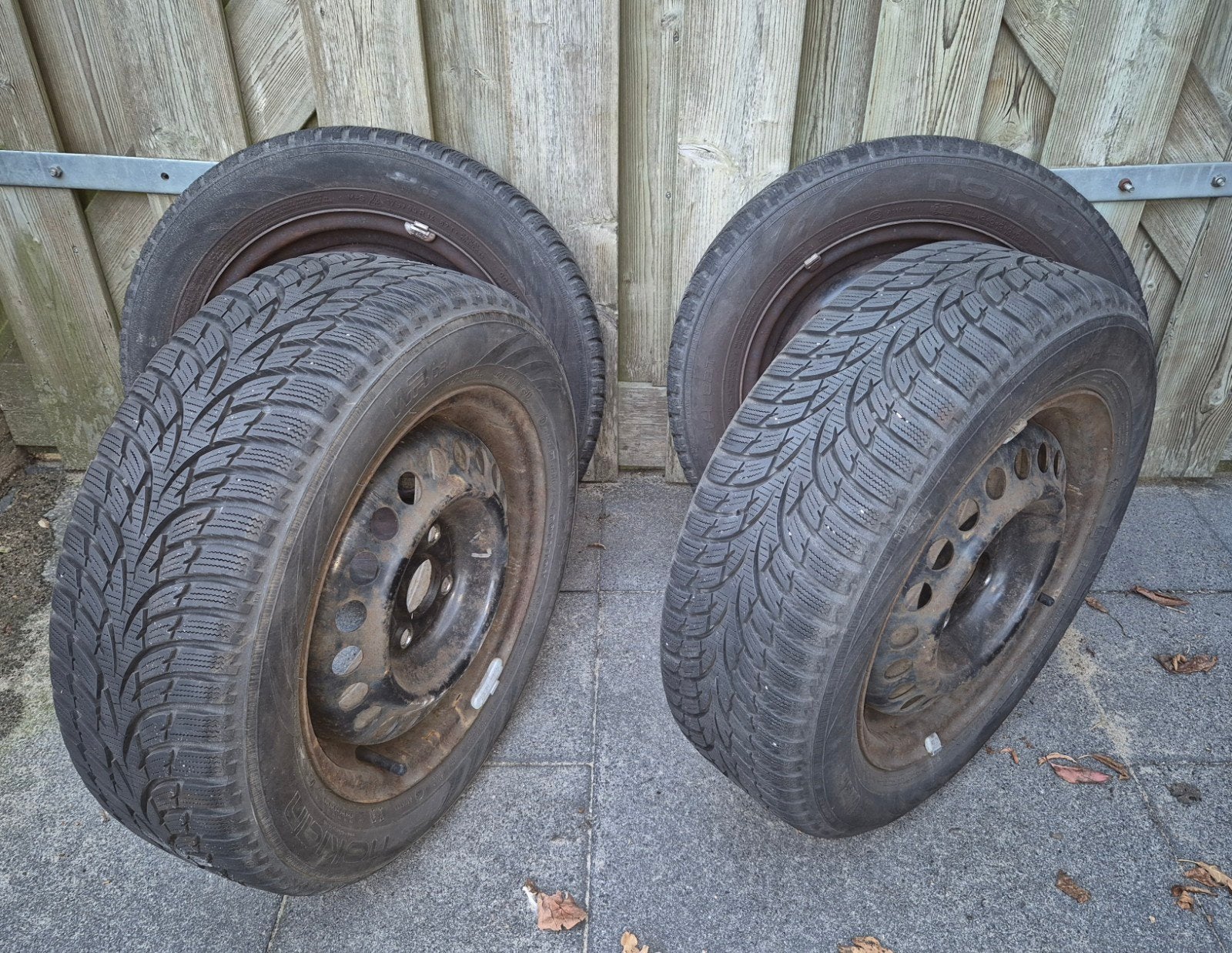 Nokian winterbanden 175/65R14 82T - Zeer goed profiel, Ophalen