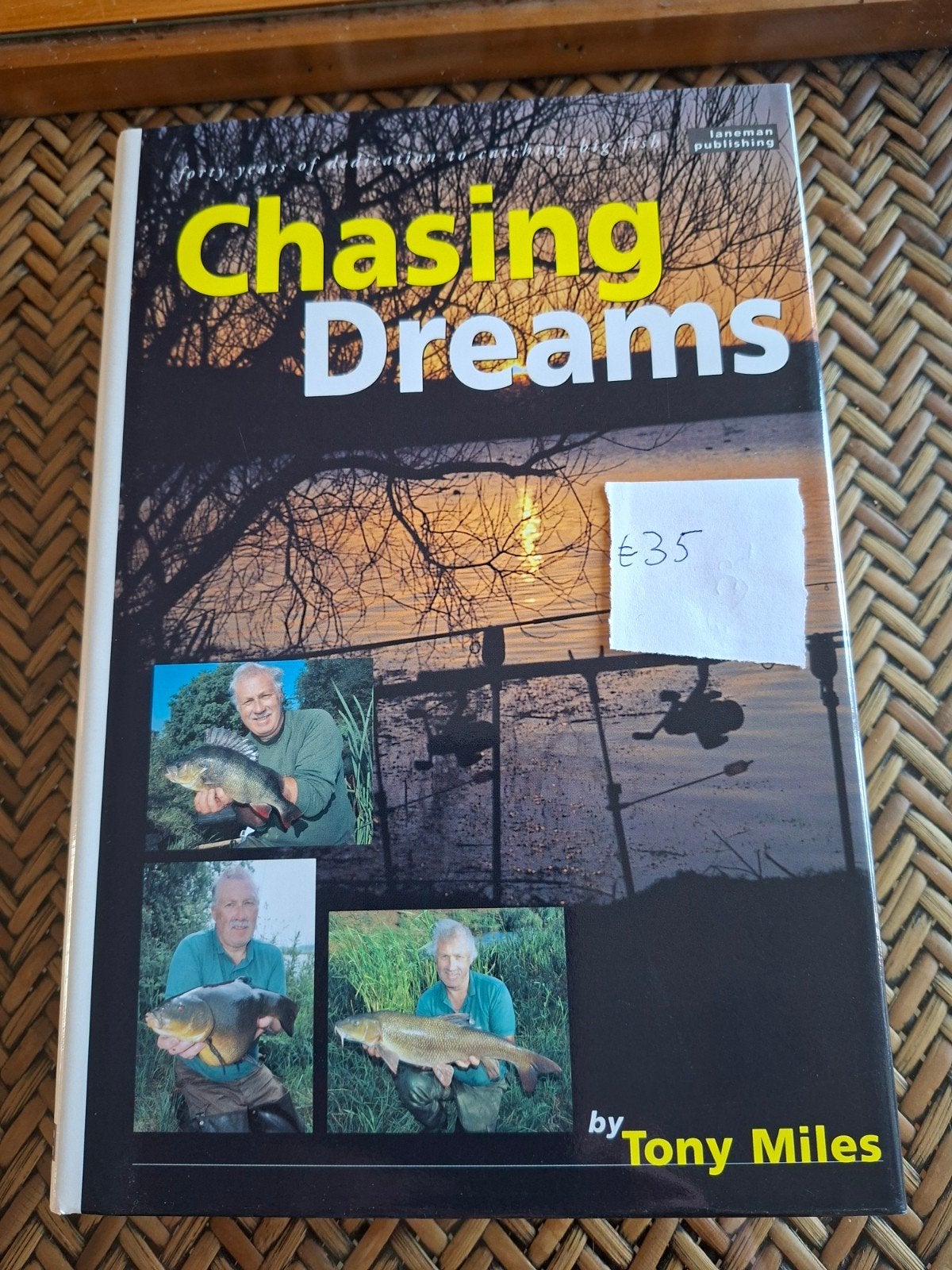 Chasing Dreams - Tony Miles (Hengelsport Boek), Ophalen of Verzenden, Gelezen, Tony Miles, Watersport en Hengelsport