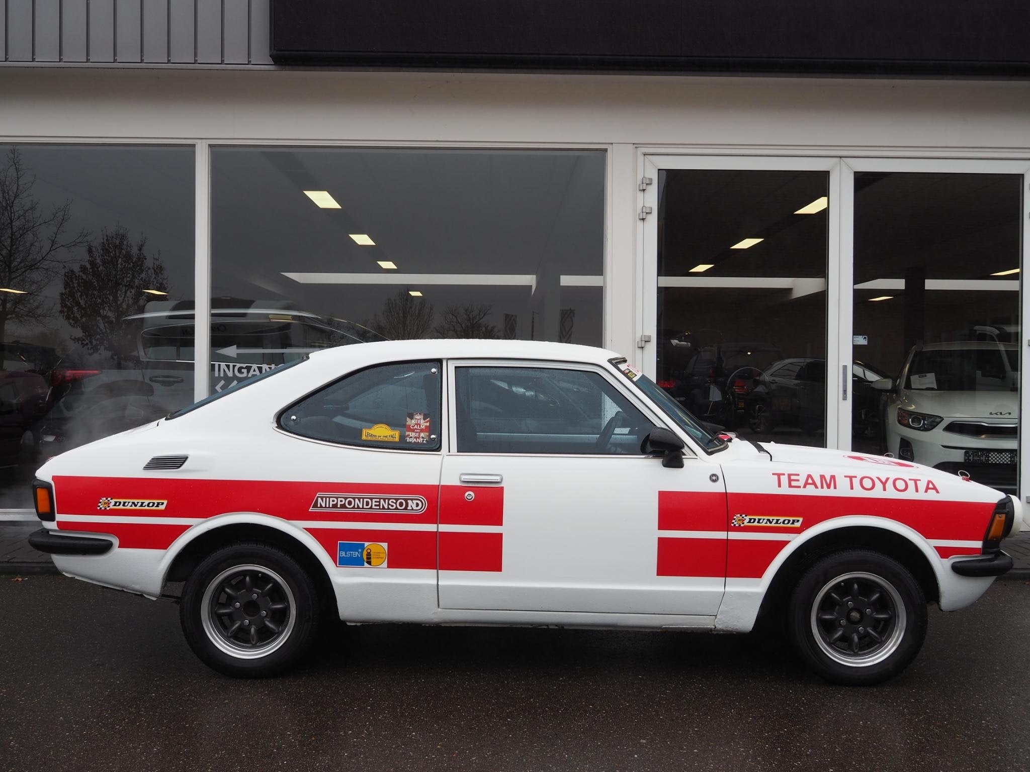 Toyota Corolla coupe SR ,Rally look, 5 versnel. dubb. carbur, foto 8