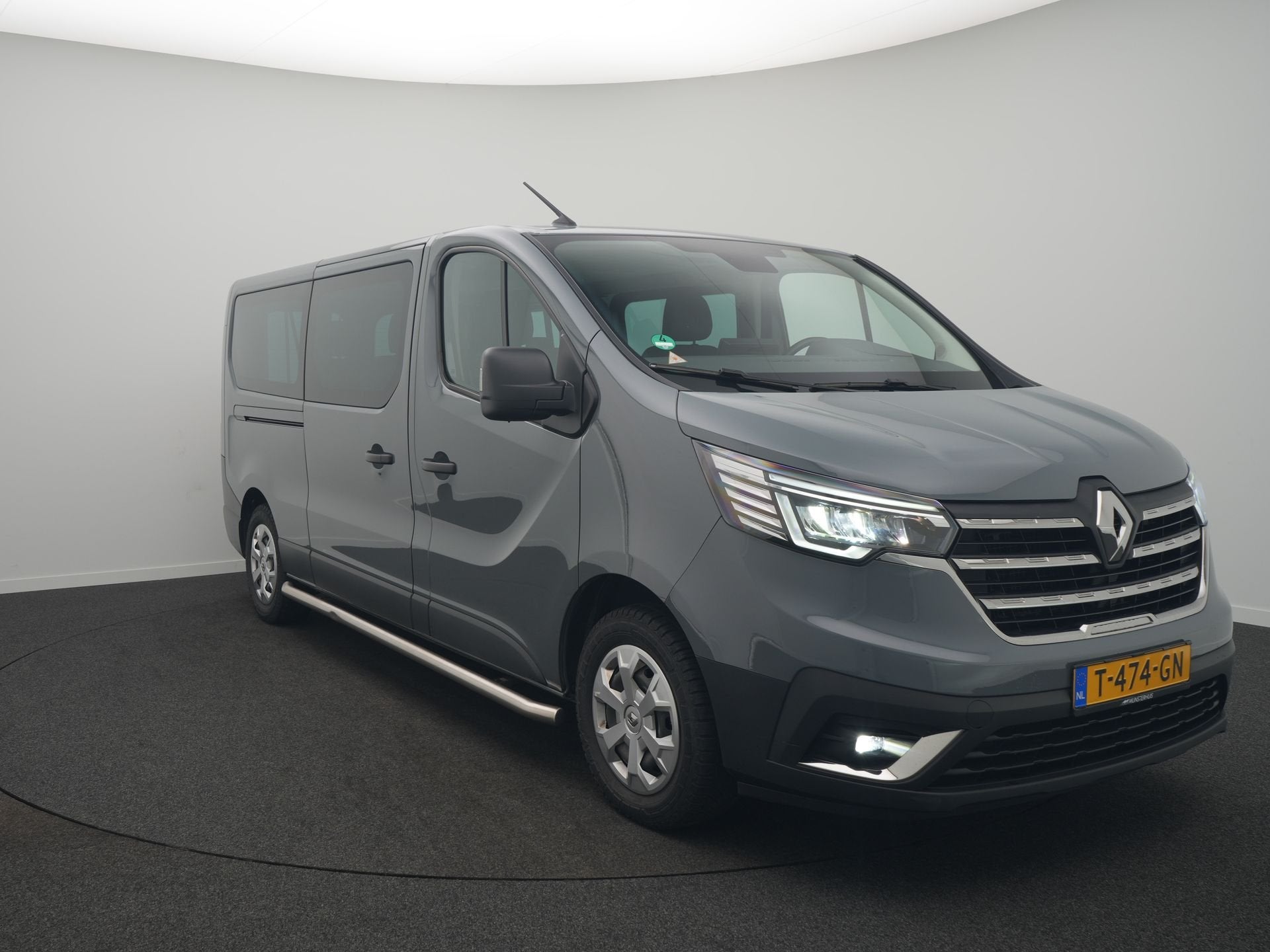 Renault Trafic - 9 Persoons bus! - 150 pk - All Seasonbanden, Gebruikt, Euro 6, 150 pk, 2500 kg