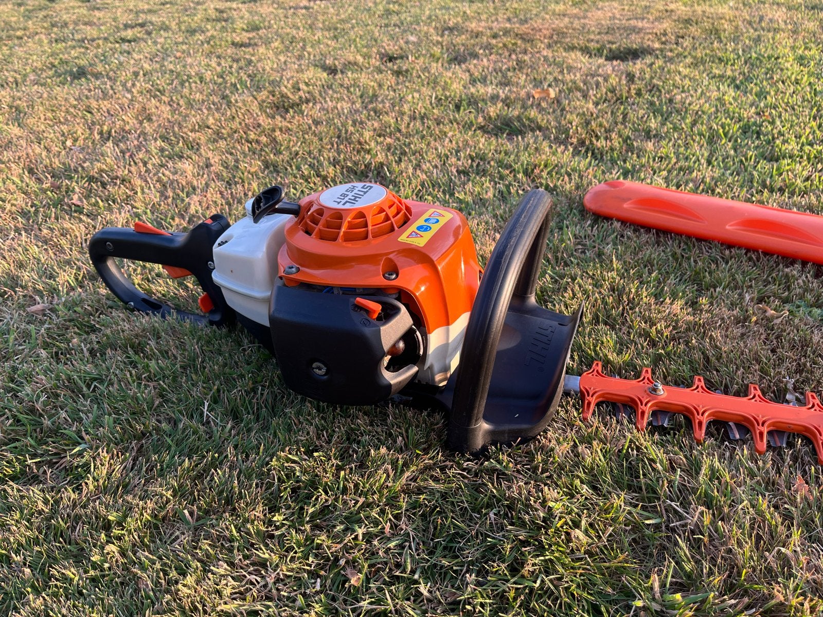 Stihl HS 81 heggenschaar - Start en loopt goed, 60cm blad, Tuin en Terras, Heggenscharen, Ophalen, Gebruikt, Benzine