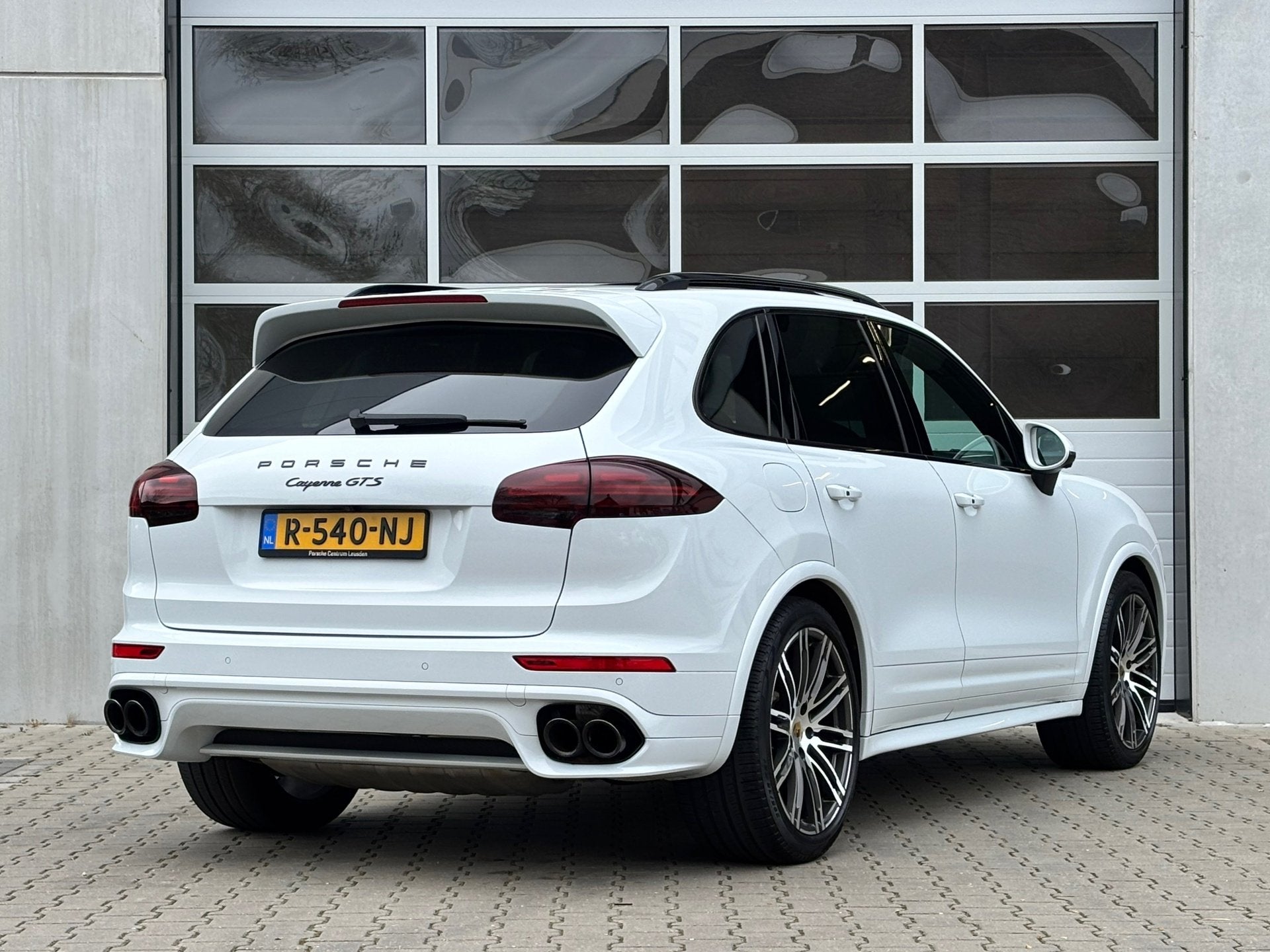 Porsche Cayenne 3.6 GTS Carbon Carplay Trekhk. 21inch Pano, Automaat, Cayenne, Gebruikt, 138 €/maand