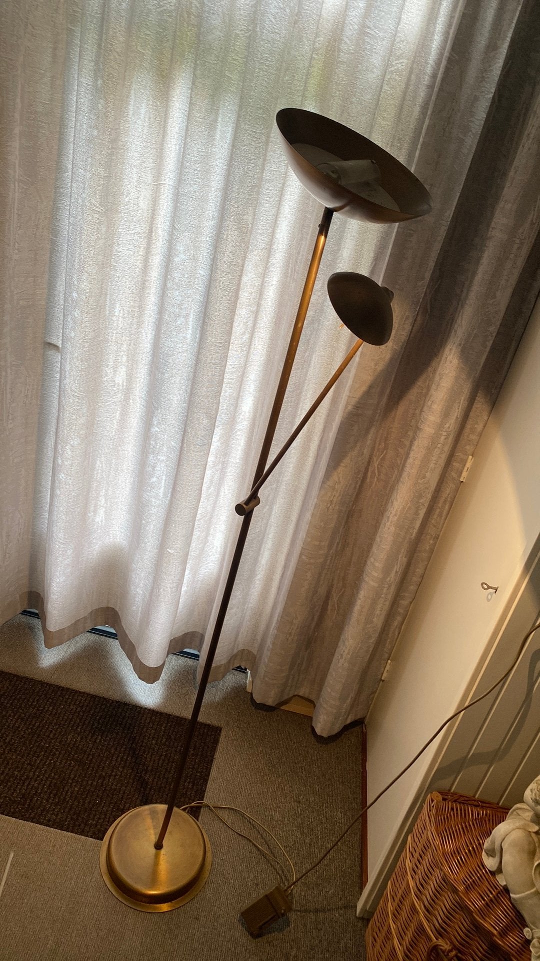 Staande lamp vloerlamp messing, Huis en Inrichting, Lampen | Vloerlampen, Ophalen, Gebruikt, Metaal, 150 tot 200 cm