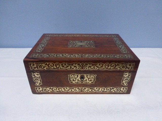 Rosewood opbergkist met messing inlegwerk., Ophalen of Verzenden