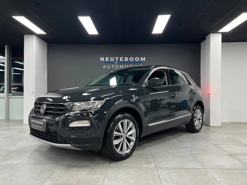 Volkswagen T-Roc 1.0 TSI | Carplay | PDC | Lane Assist, Auto's, Volkswagen, Stof, Gebruikt, Zwart, 116 pk