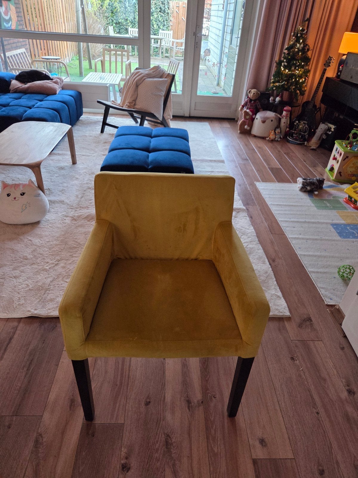 Velvet gele stoelen met armleuningen 4 stuks, Ophalen, Gebruikt, Overige kleuren, Eén