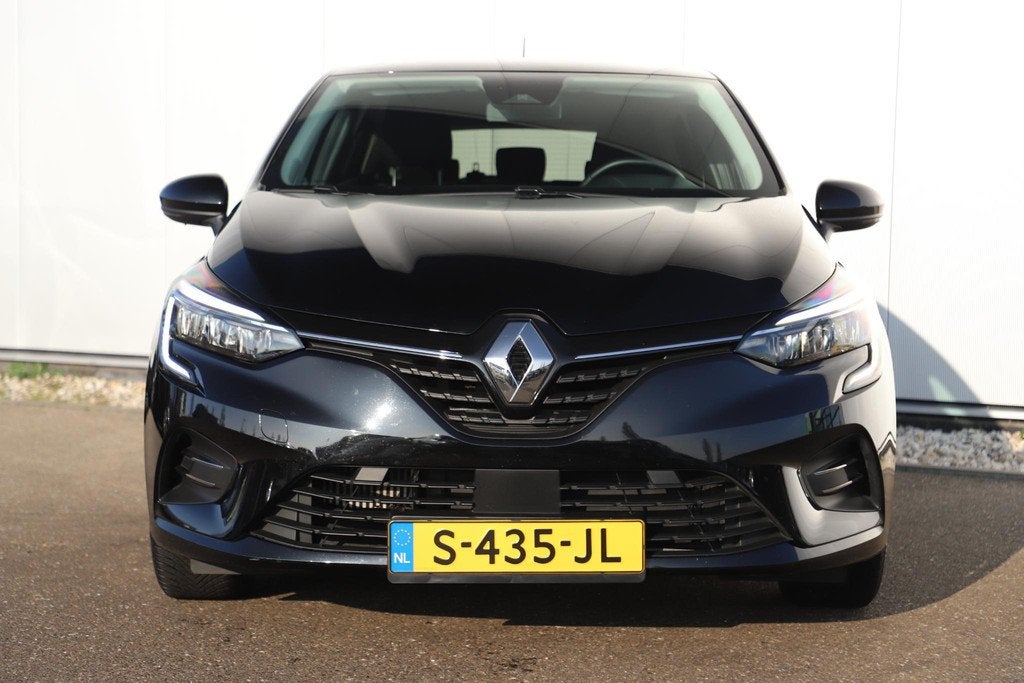 Renault Clio 1.0 TCe 90 Evolution 16 inch LMV Navigatie Carp, Auto's, Renault, Voorwielaandrijving, Gebruikt, Euro 6, 580 kg