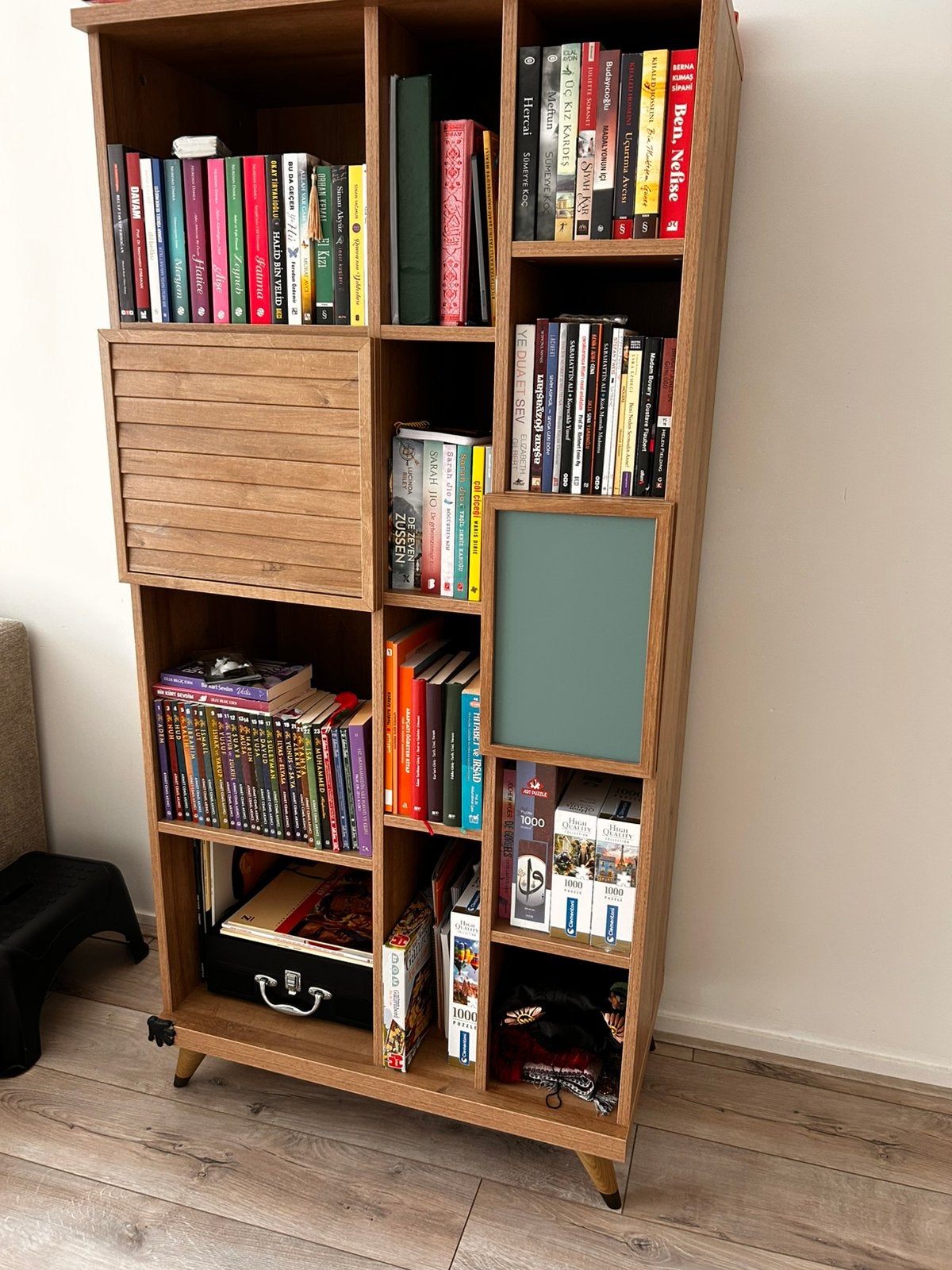 Stevig boekenkast, Ophalen, Eikenhout, 50 tot 100 cm, Zo goed als nieuw