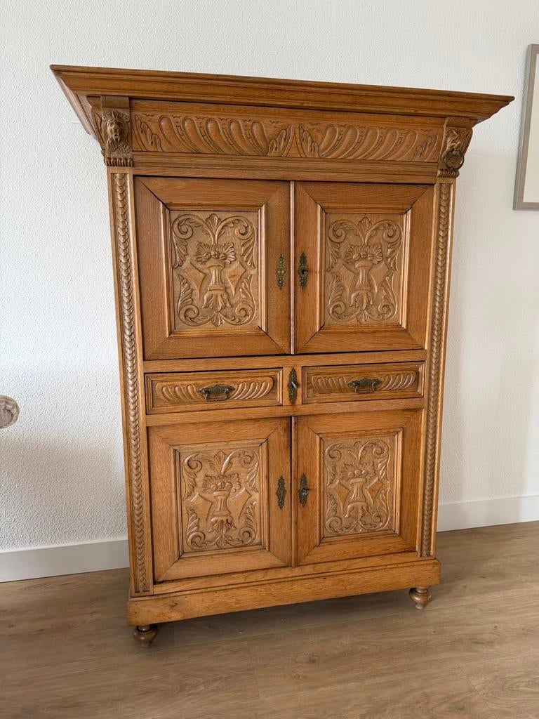 Buffetkast Eiken met Lades en Snijwerk, Ophalen, Gebruikt, 100 tot 150 cm, 150 tot 200 cm