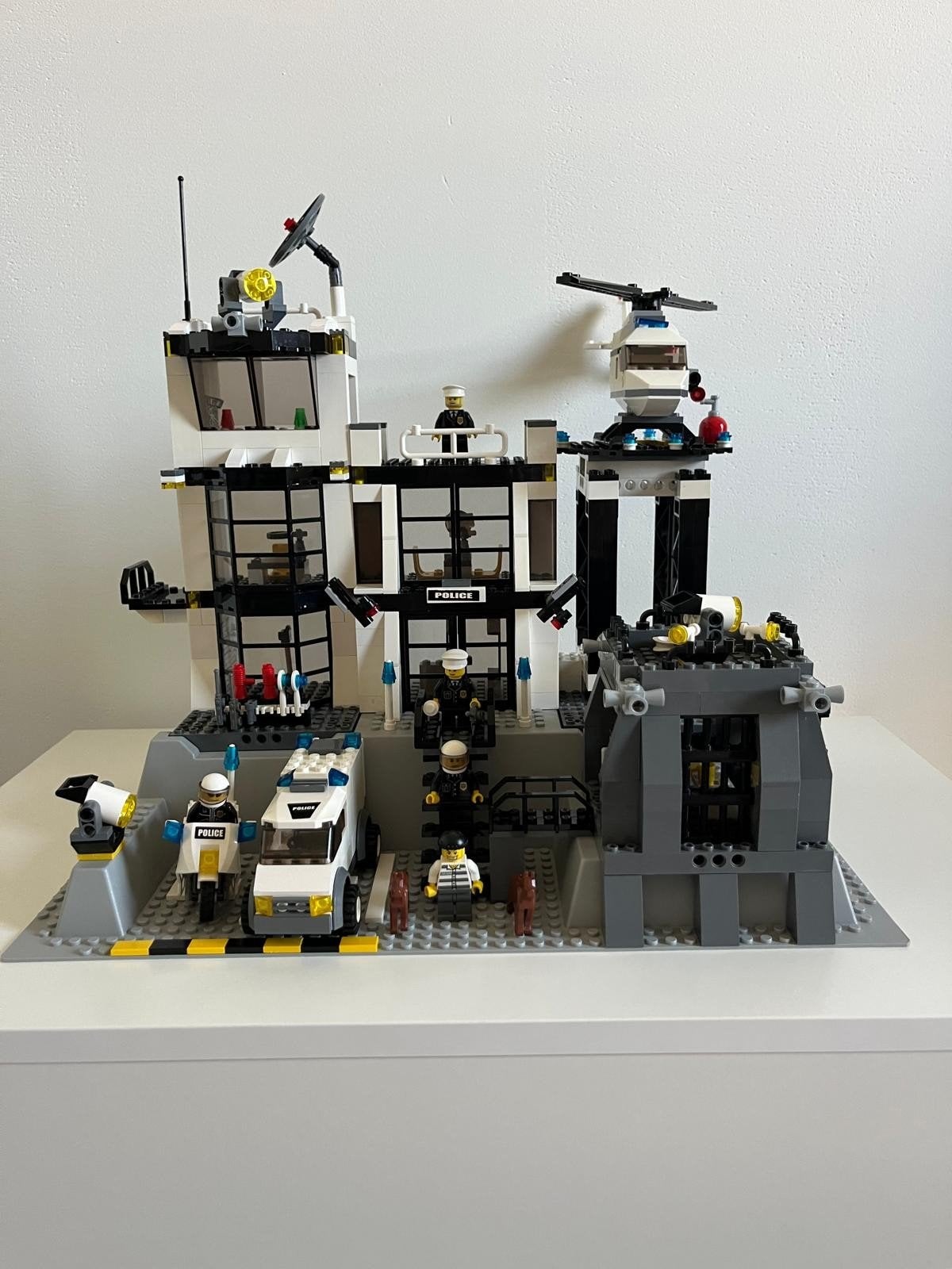 LEGO City Politiebureau 7237 - Zonder doos, boekje 7 mist, Kinderen en Baby's, Speelgoed | Duplo en Lego, City, Lego, Zo goed als nieuw