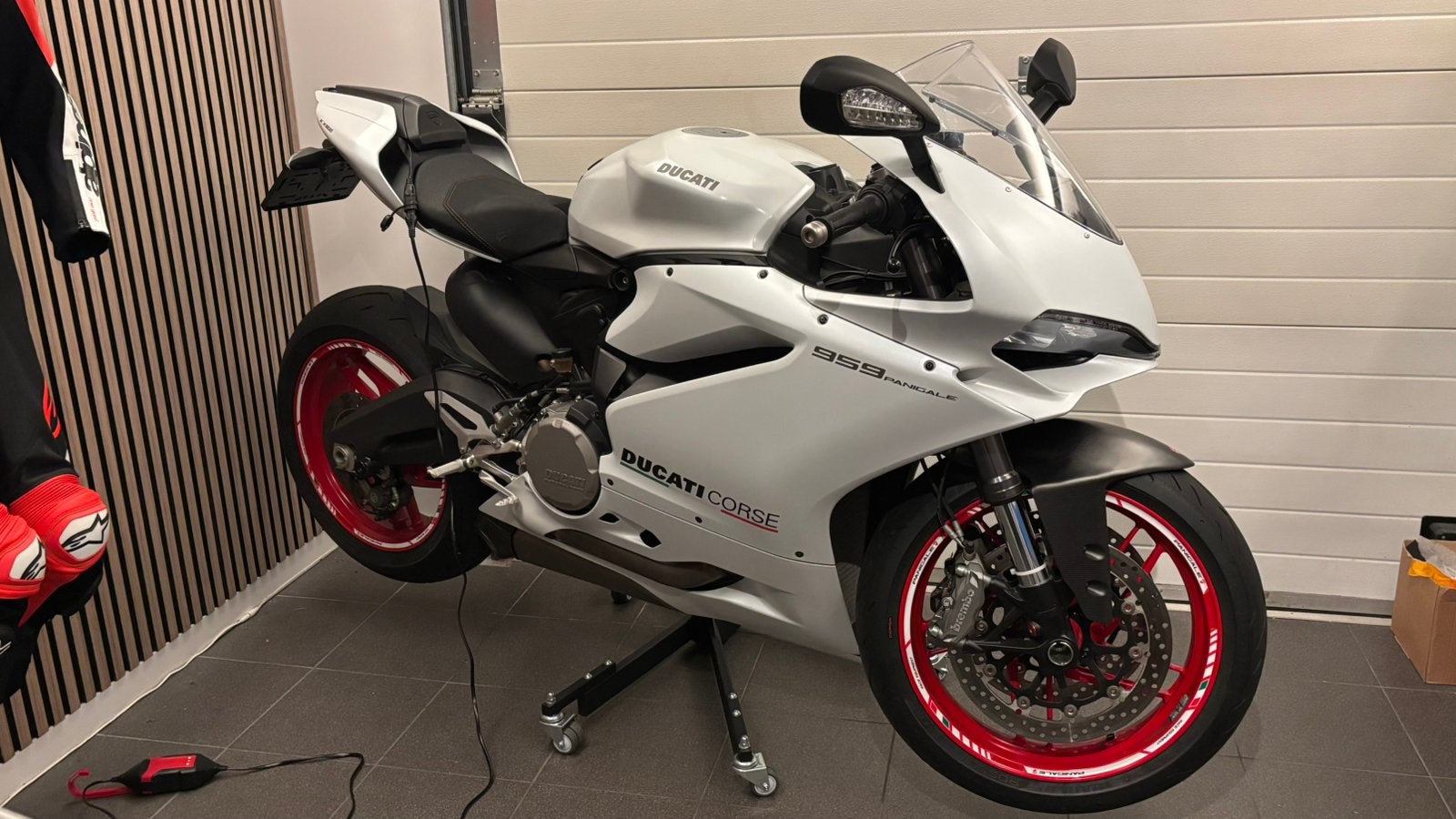 Ducati Panigale 959 (2016) als nieuw, 4858km, Akrapovic, Motoren, Sportuitlaat, Gebruikt, Super Sport, Particulier