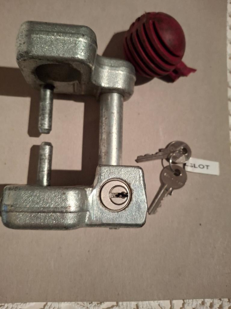 Koppeling slot te koop, Ophalen