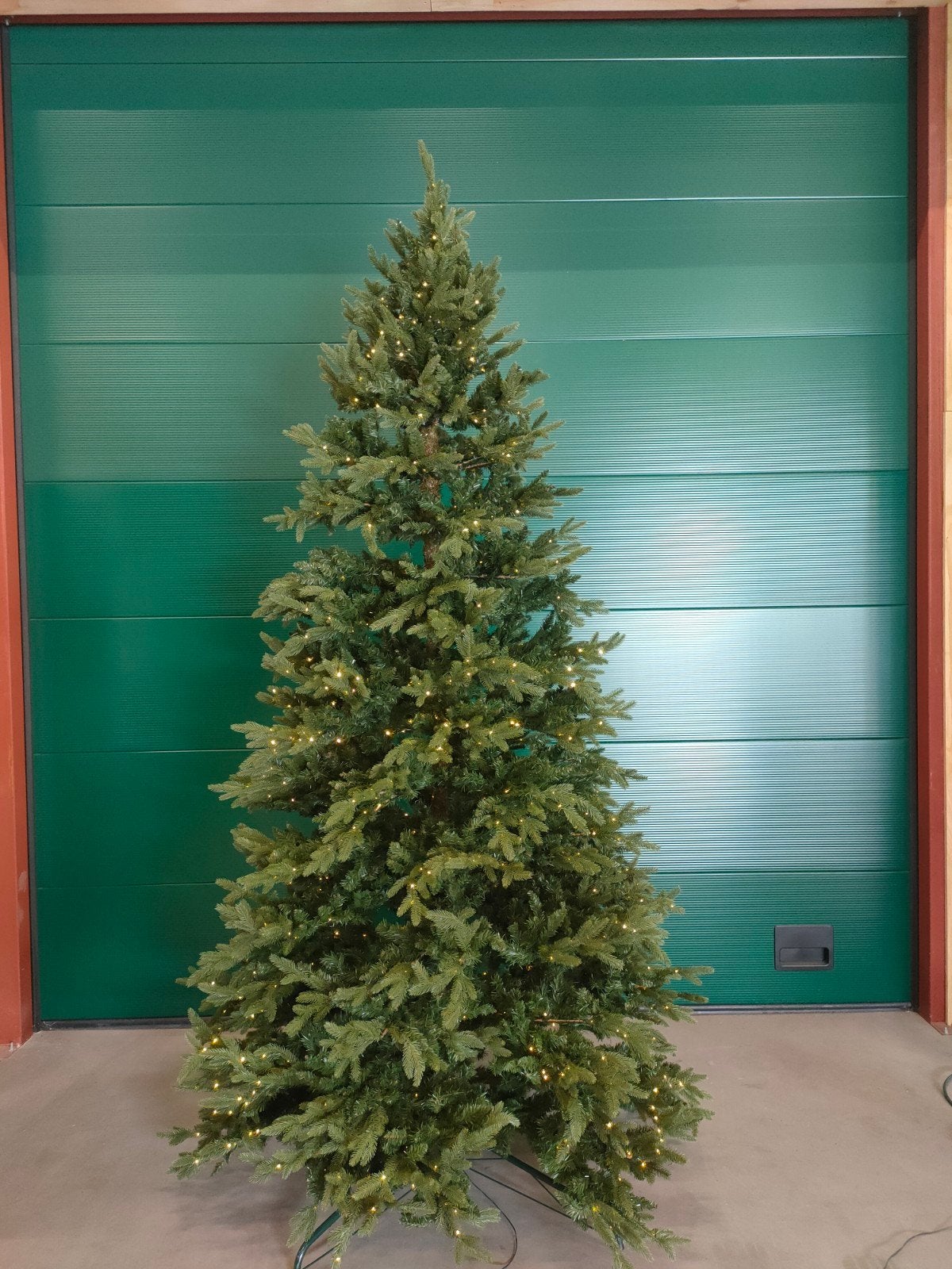 Kerstboom Intratuin 305 cm met LED verlichting – warm wit +, Ophalen, Zo goed als nieuw