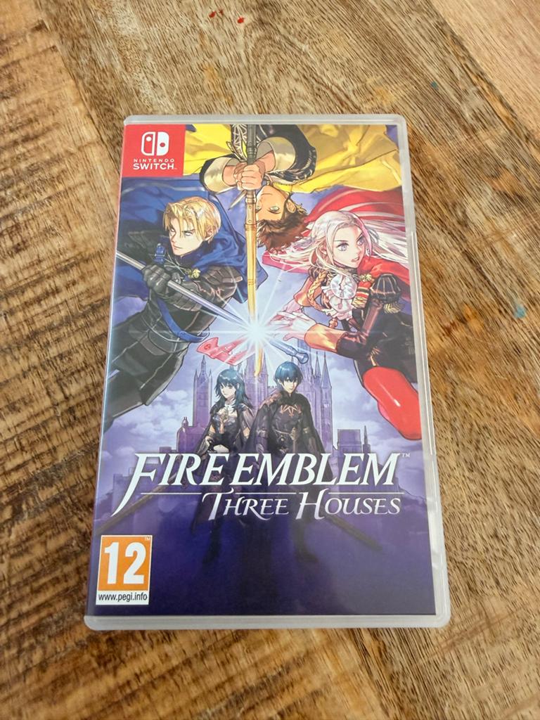 Fire Emblem: Three Houses - Nintendo Switch, Spelcomputers en Games, Games | Nintendo Switch, 1 speler, Ophalen of Verzenden, Zo goed als nieuw