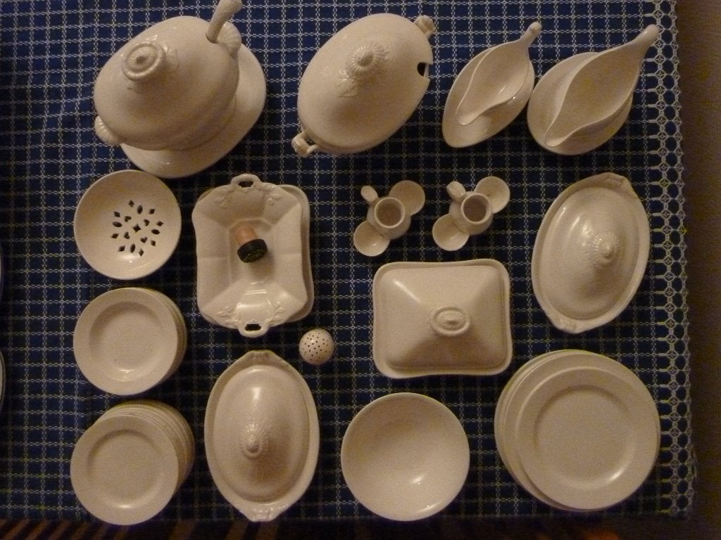 Partij kinderservies Wedgwood en Regout Maastricht, Ophalen