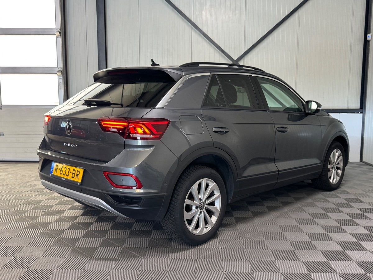 Volkswagen T-Roc 1.0 TSI | Life Business | Navi | Camera | V, Auto's, Volkswagen, Gebruikt, Euro 6, Bedrijf, Handgeschakeld