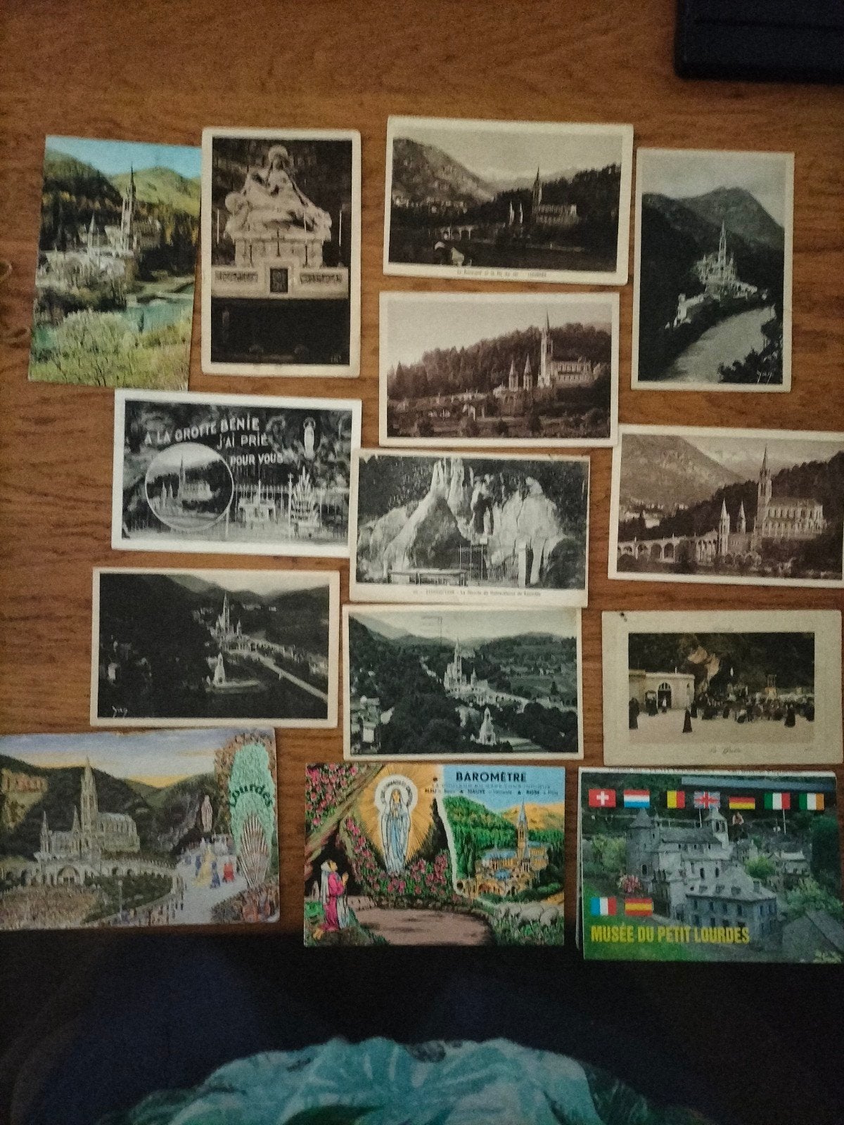 Collectie oude ansichtkaarten Lourdes, Frankrijk, Ophalen, Gelopen, Frankrijk