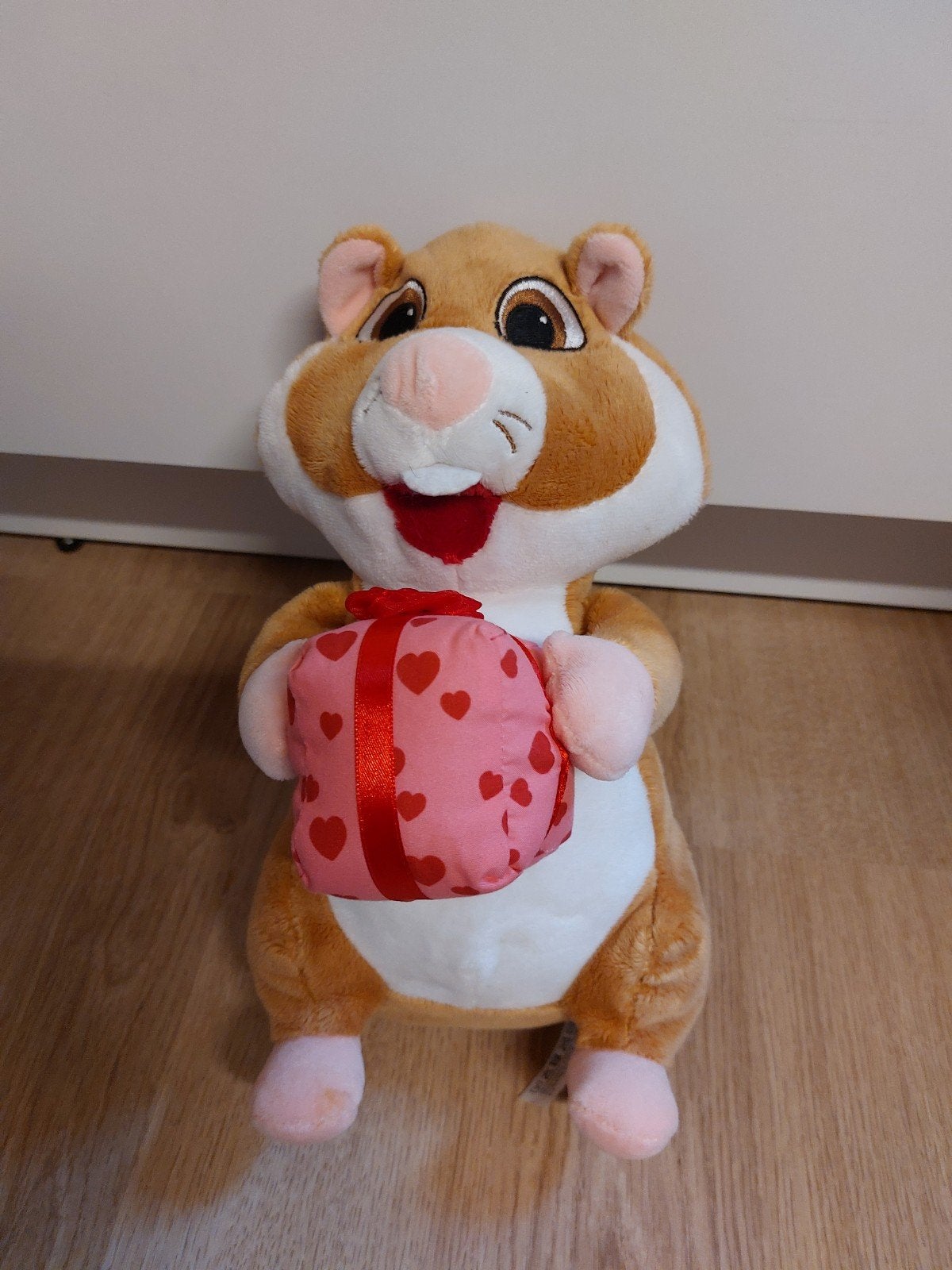 AH hamster knuffel valentijn met cadeau, Ophalen of Verzenden, Overige typen