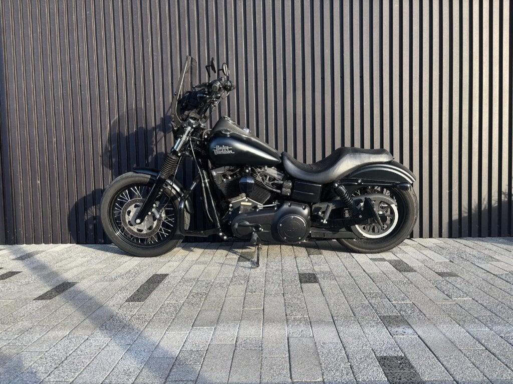 Harley Davidson Dyna Street Bob FXDB, 2 cilinders, 1690 cc, Gebruikt, Particulier