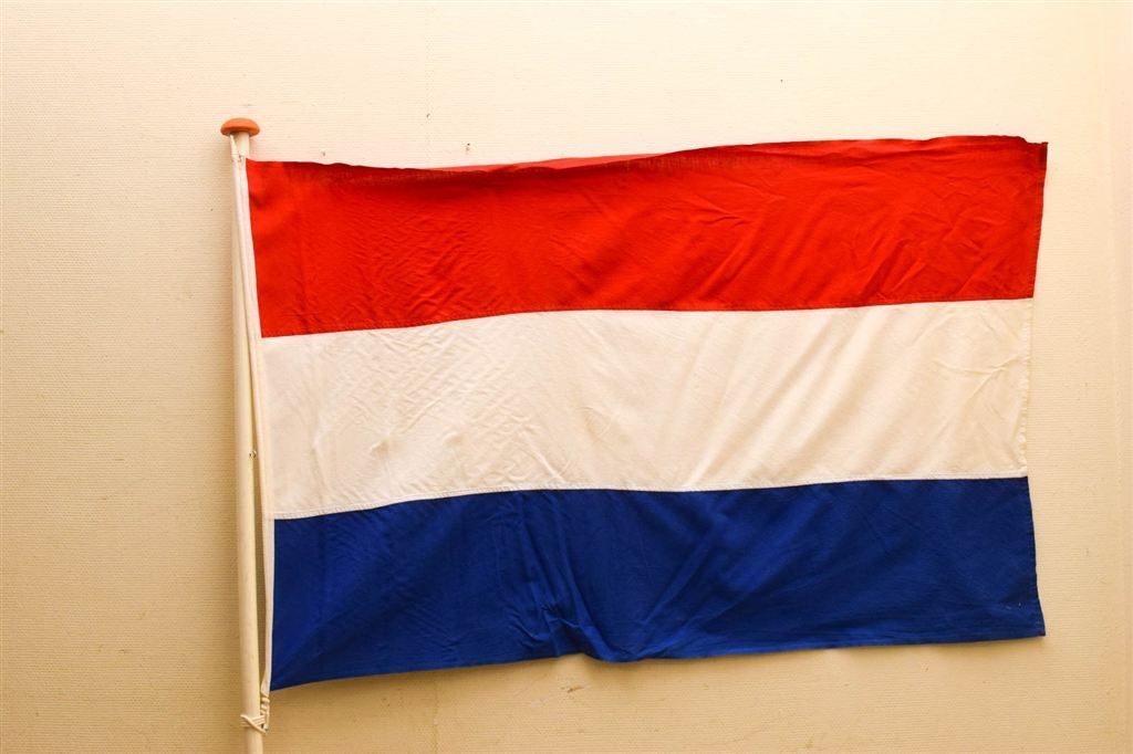 Nederlandse vlag met vlaggenstok 51057, Ophalen of Verzenden, Gebruikt
