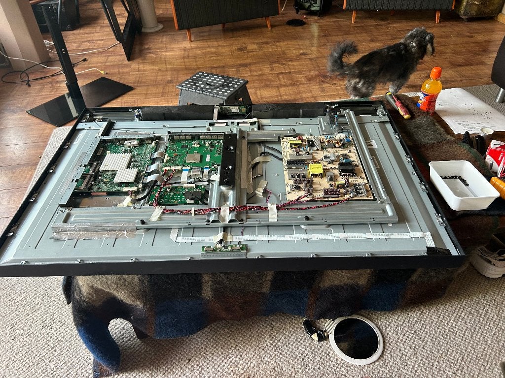 Bang en Olufsen Beovision Horizon 48 gezocht, Overige merken, 50 Hz, Ophalen of Verzenden, Zo goed als nieuw