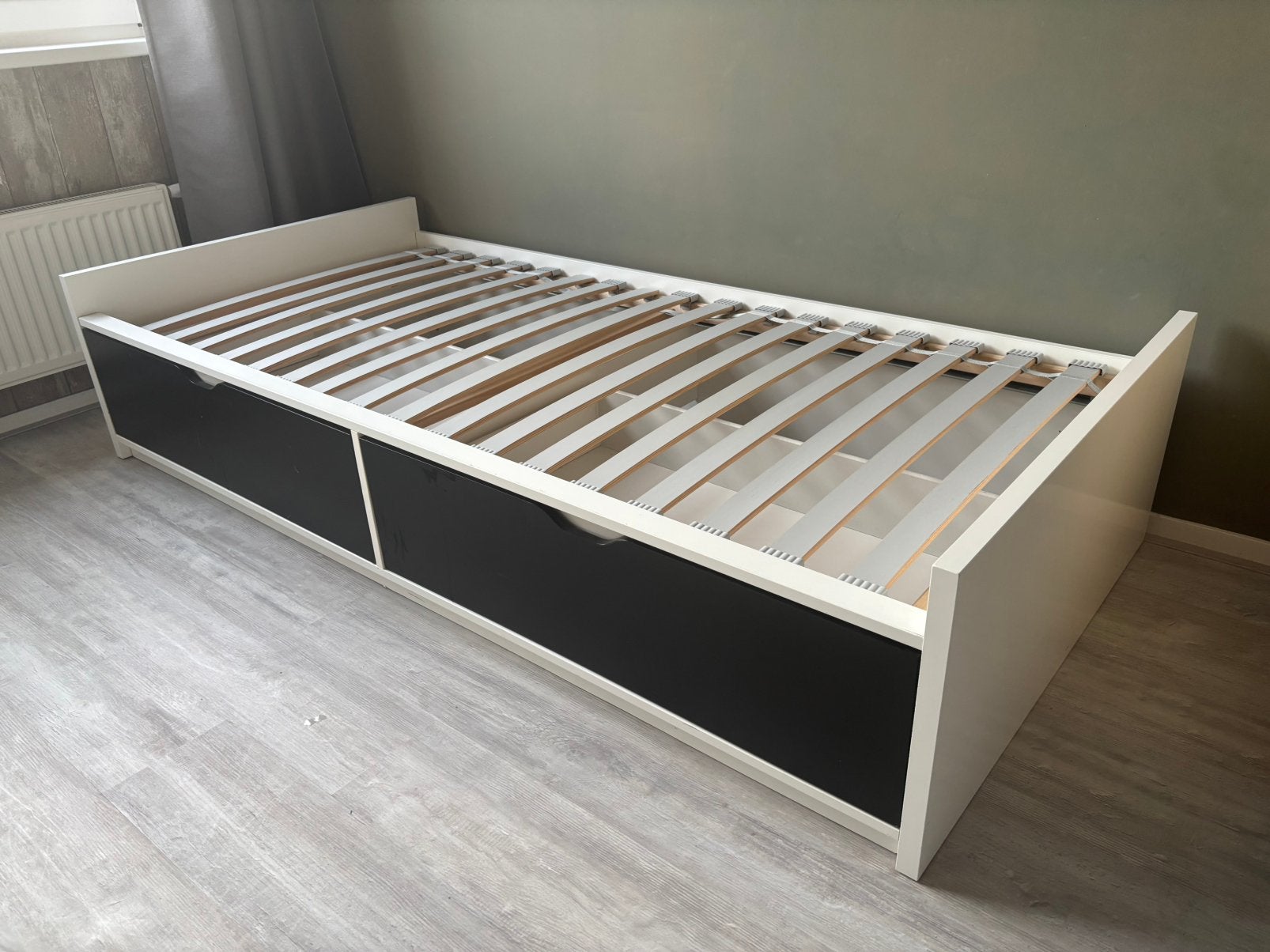 Bed met lattenbodem en opberglades, Huis en Inrichting, Slaapkamer | Bedden, Ophalen, Gebruikt, 90 cm, Eenpersoons