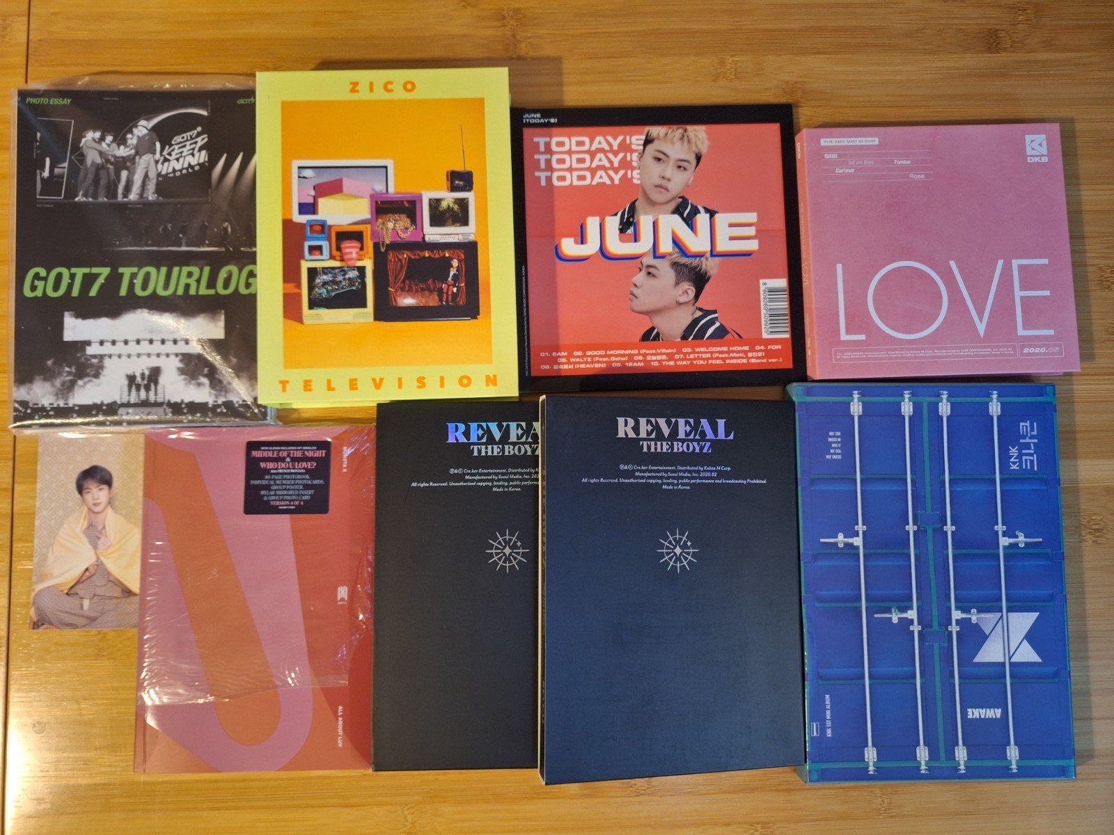 Gratis kpop albums (zico, june, monstax, the Boyz, knk), Ophalen, Gebruikt, Pop