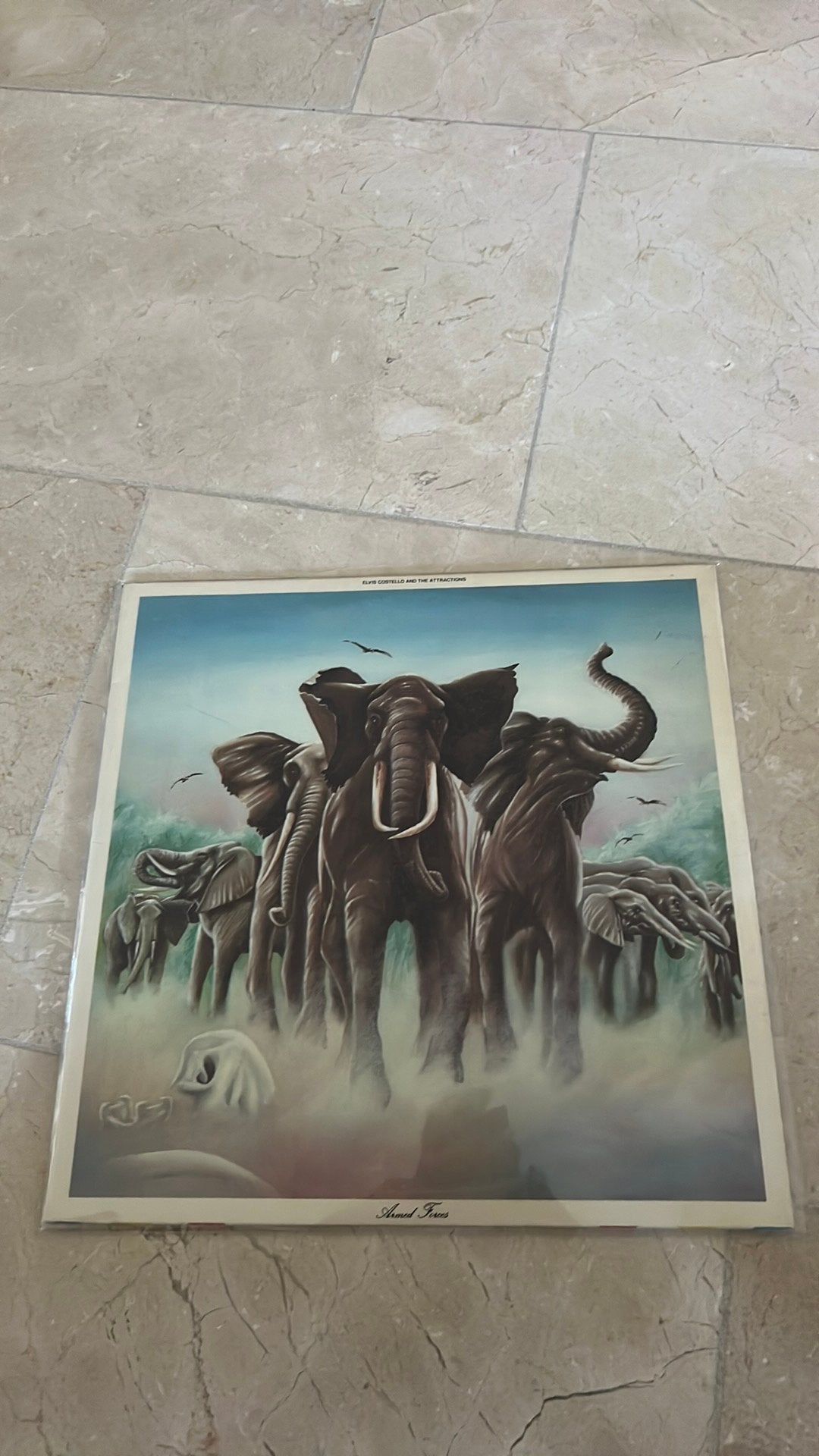 LP Elvis costello ans the attractions armed forces, Ophalen of Verzenden, Zo goed als nieuw, 12 inch, Poprock
